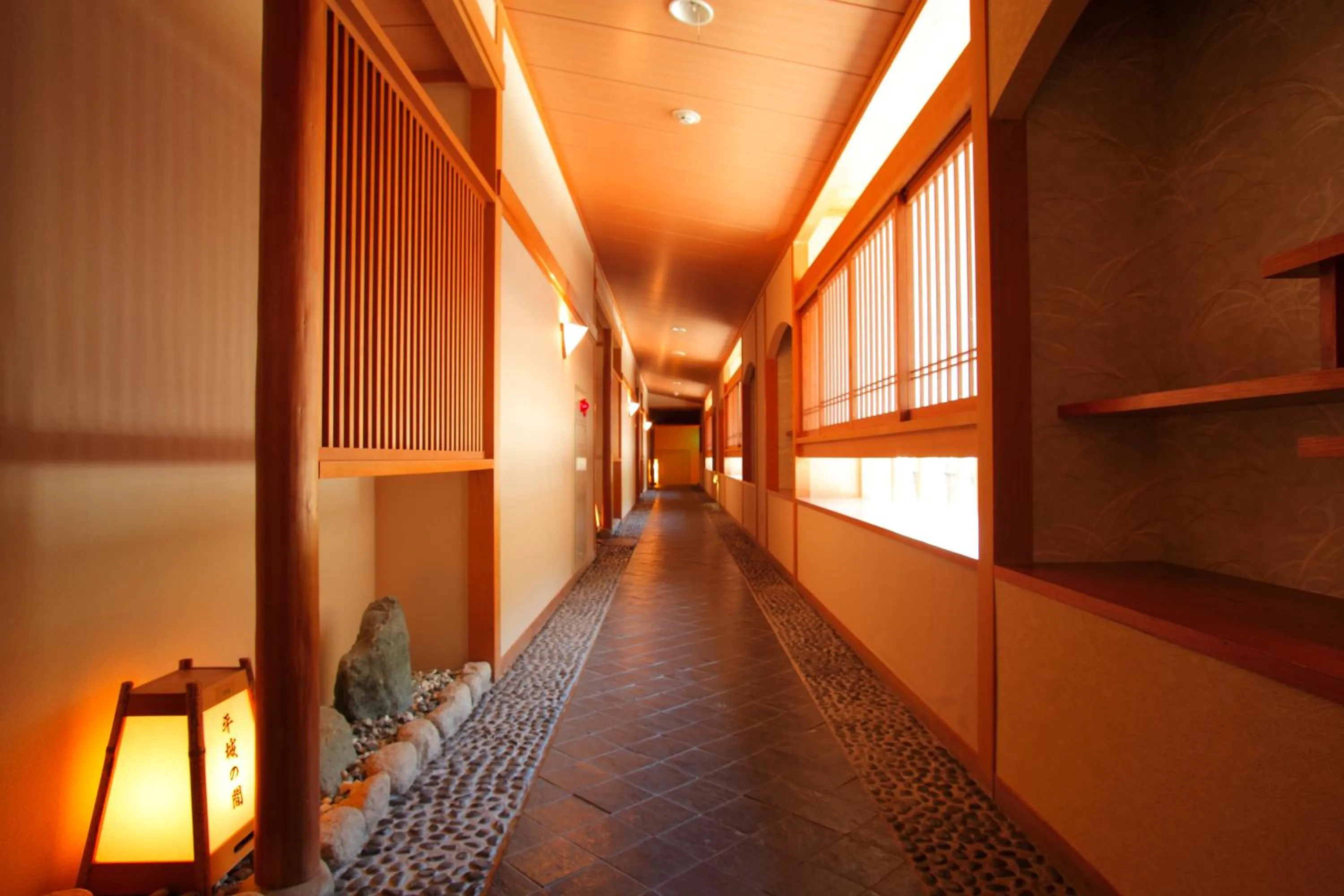 Property building in Hanashinsui