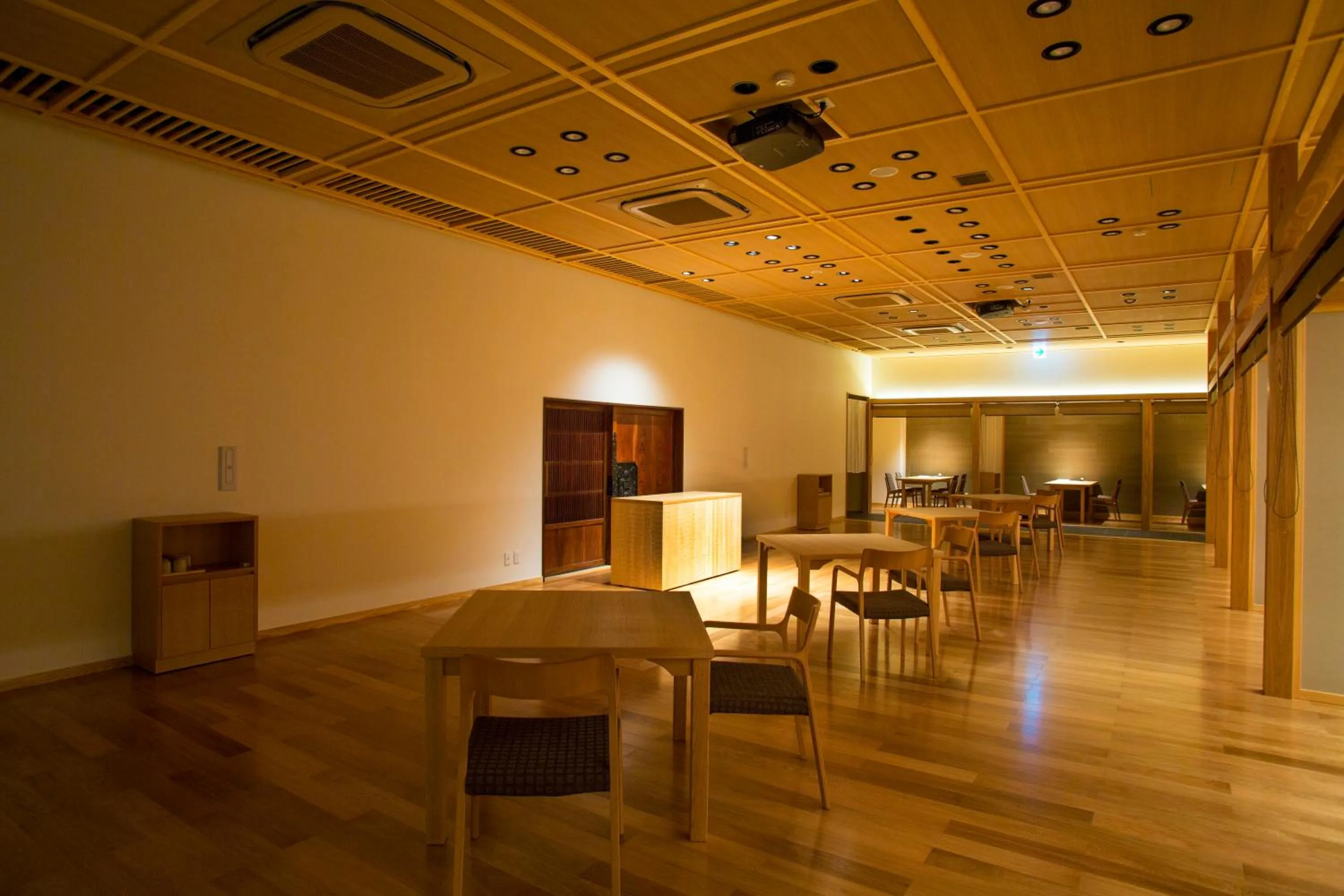 Restaurant/places to eat in Hanashinsui