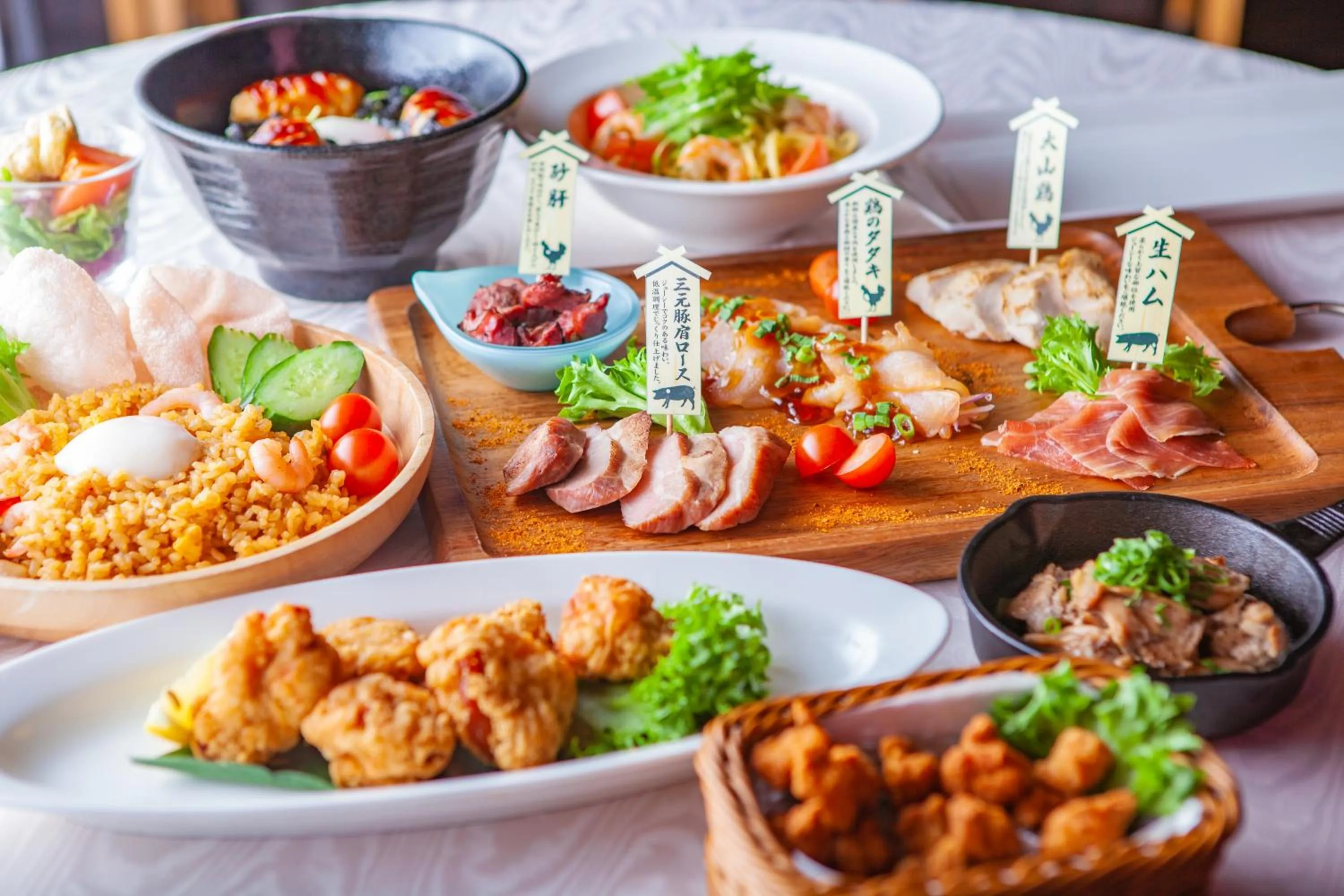 Food in Hotel BaliAn Resort Shinjuku Glamping
