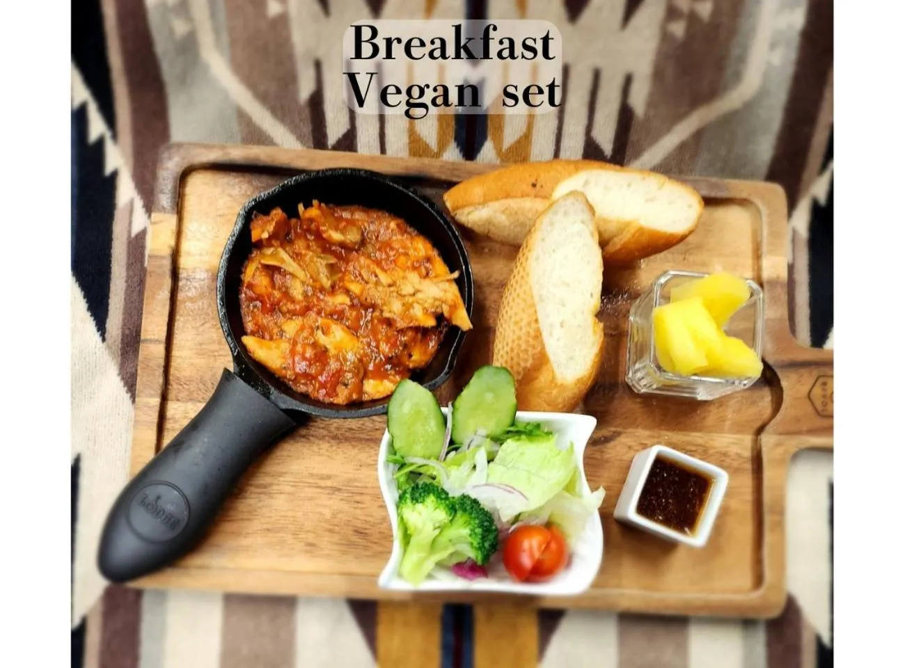 Breakfast in Hotel BaliAn Resort Shinjuku Glamping