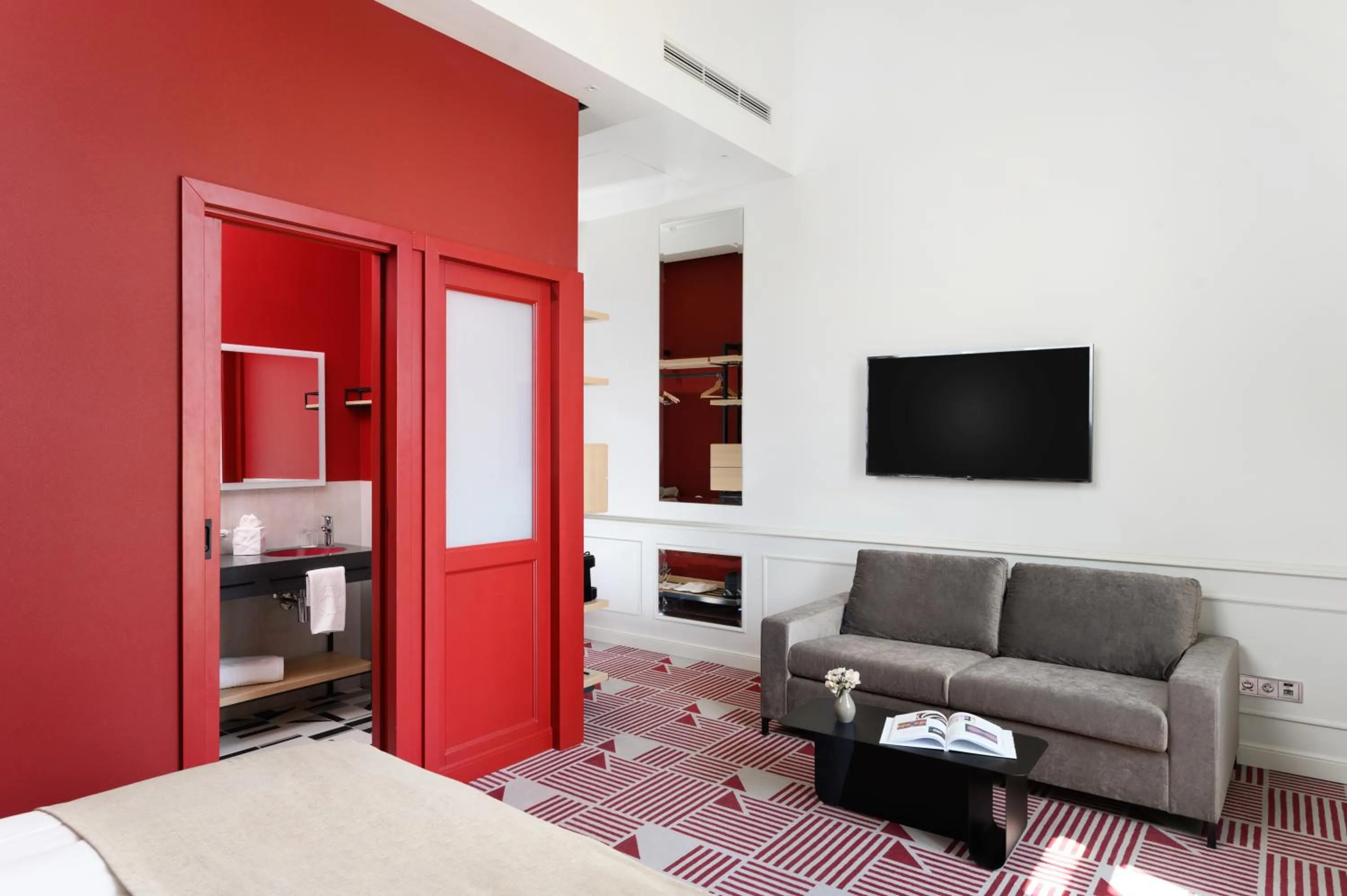 Bedroom, Bed in Hotel Oktogon Haggenmacher by Continental Group