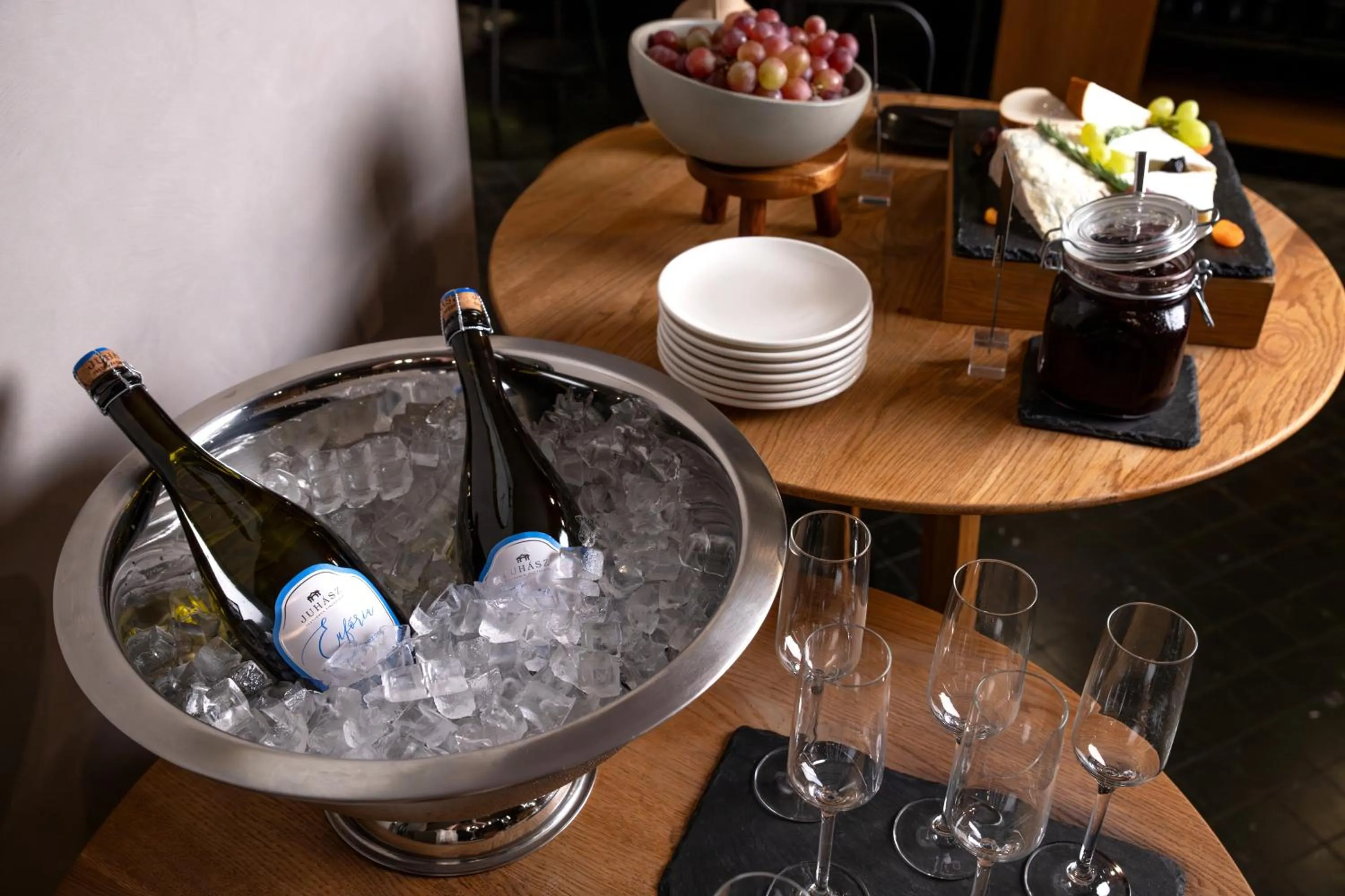 Breakfast in Hotel Oktogon Haggenmacher by Continental Group