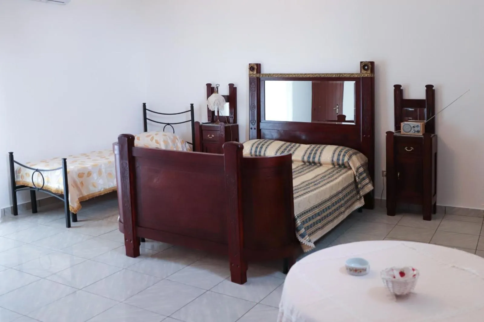 Bed in B&B LA CASA DEI FIORI