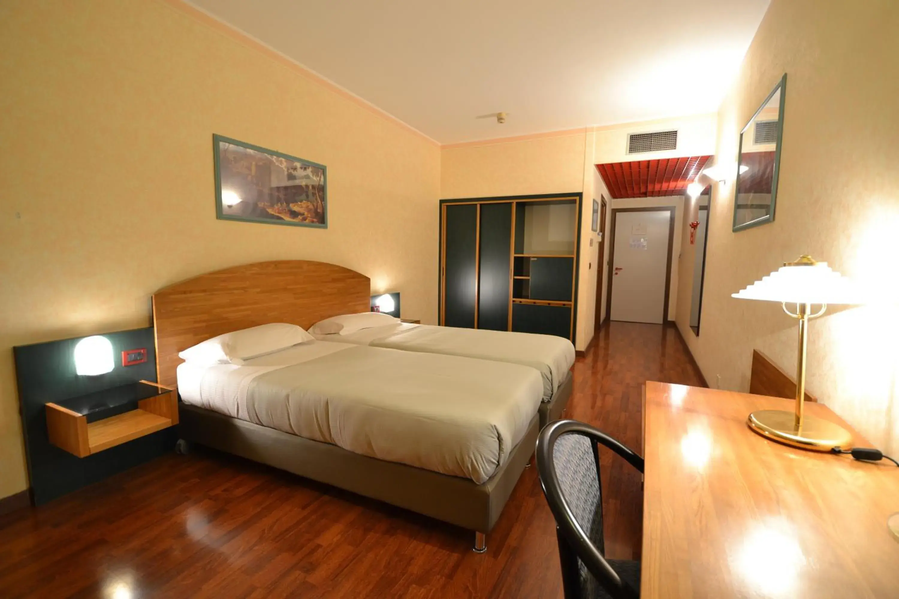 Double or Twin Room in Sun Hotel Double or Twin Room in Sun Hotel