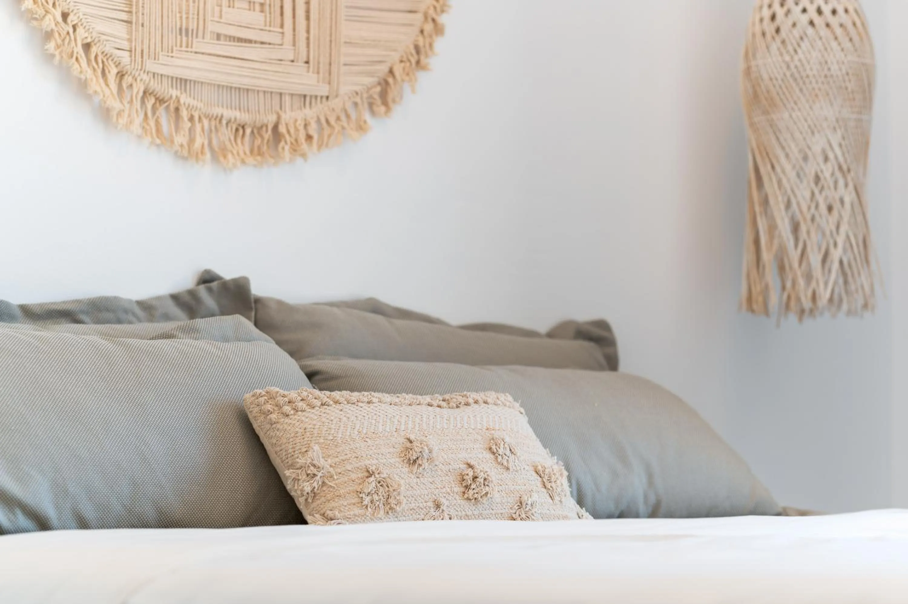 Bed in Anemela Villas & Suites Mykonos