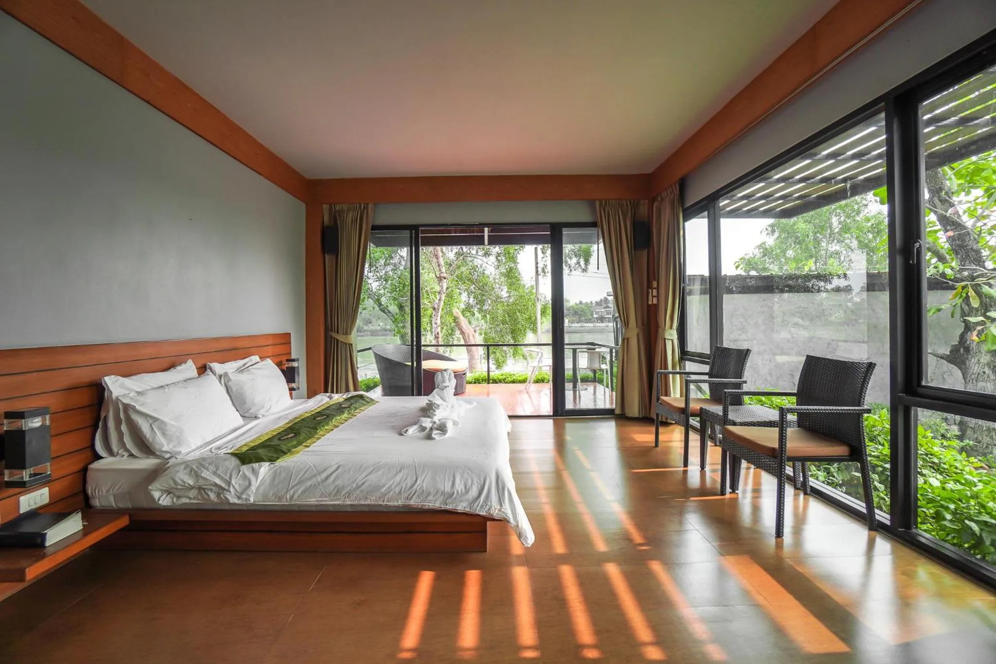 Bedroom, Bed in The Grace Amphawa