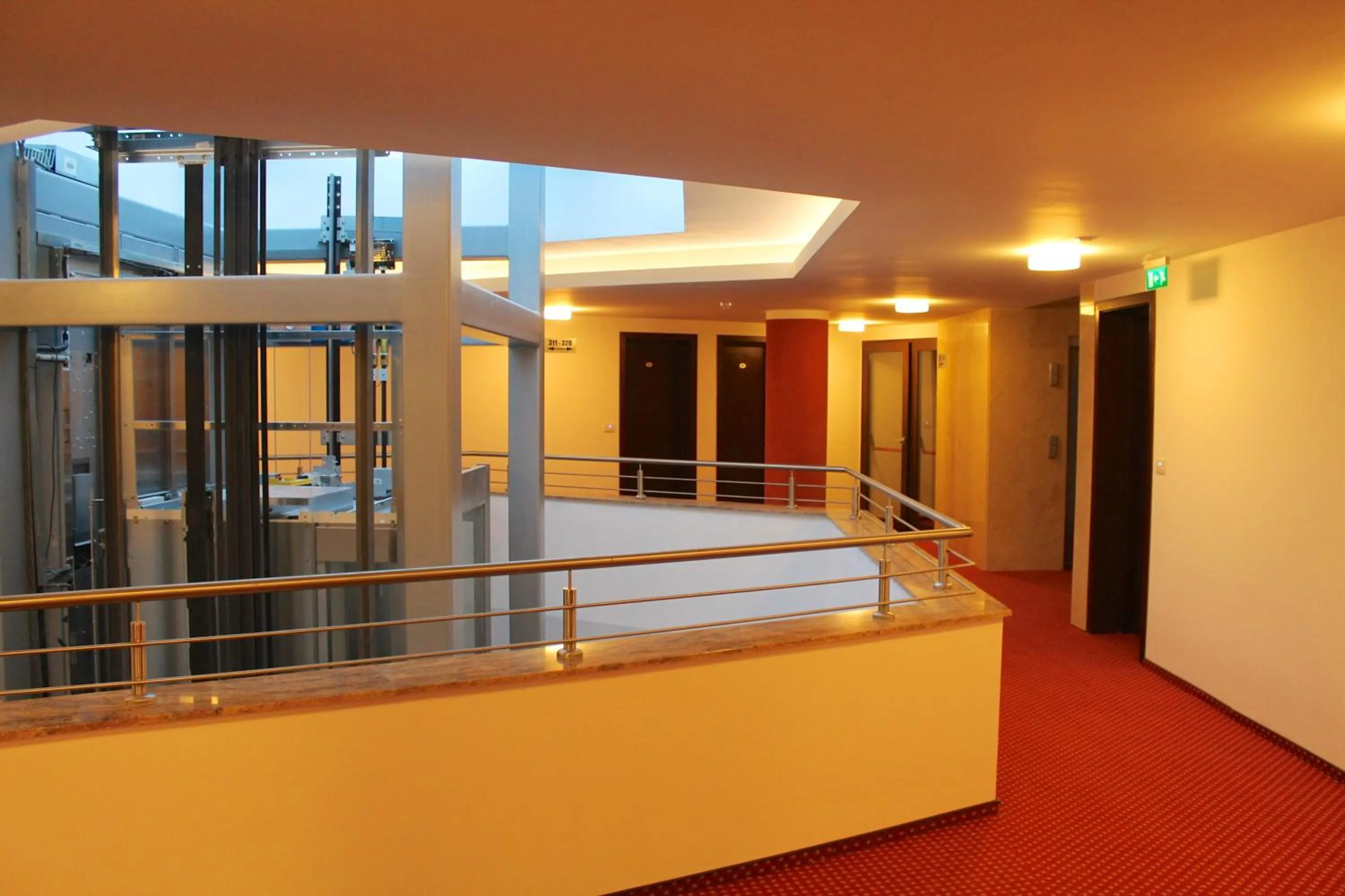 Property building, Bed in Hotel Carpați