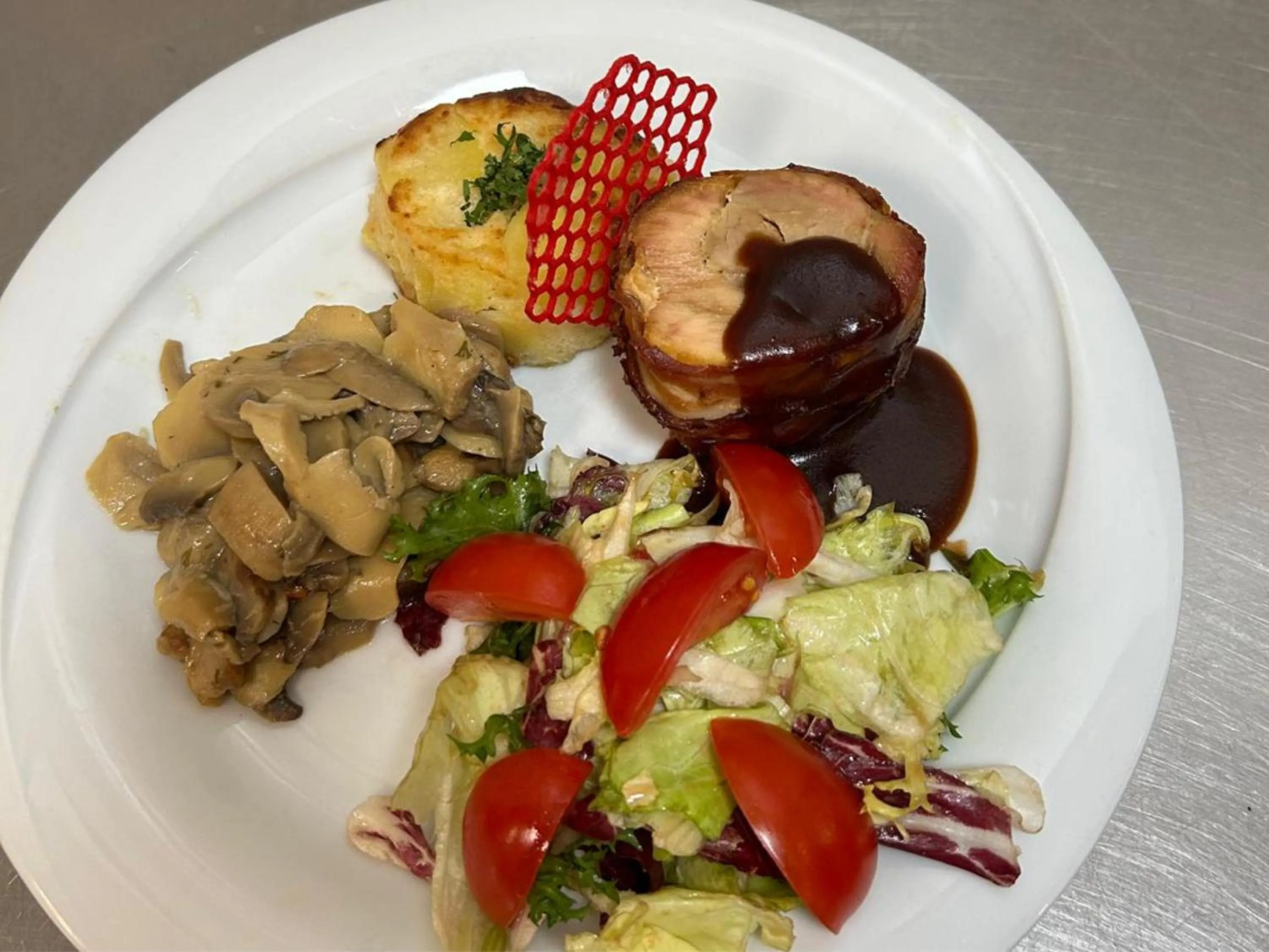 Restaurant/places to eat in Hotel Carpați