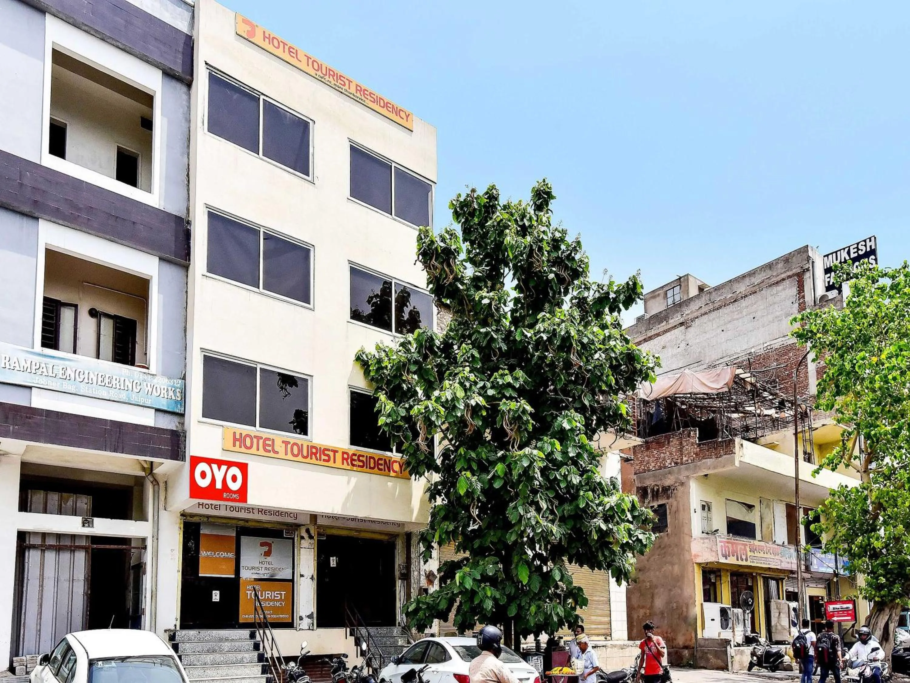 Facade/entrance in Super Hotel O Tourist Residency