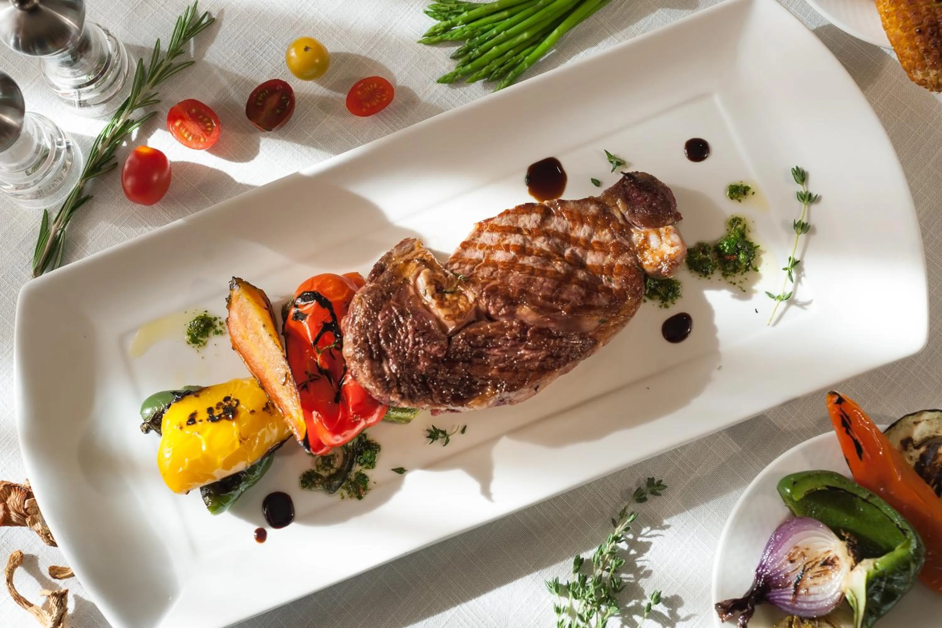 Restaurant/places to eat in Radisson Hotel Astana