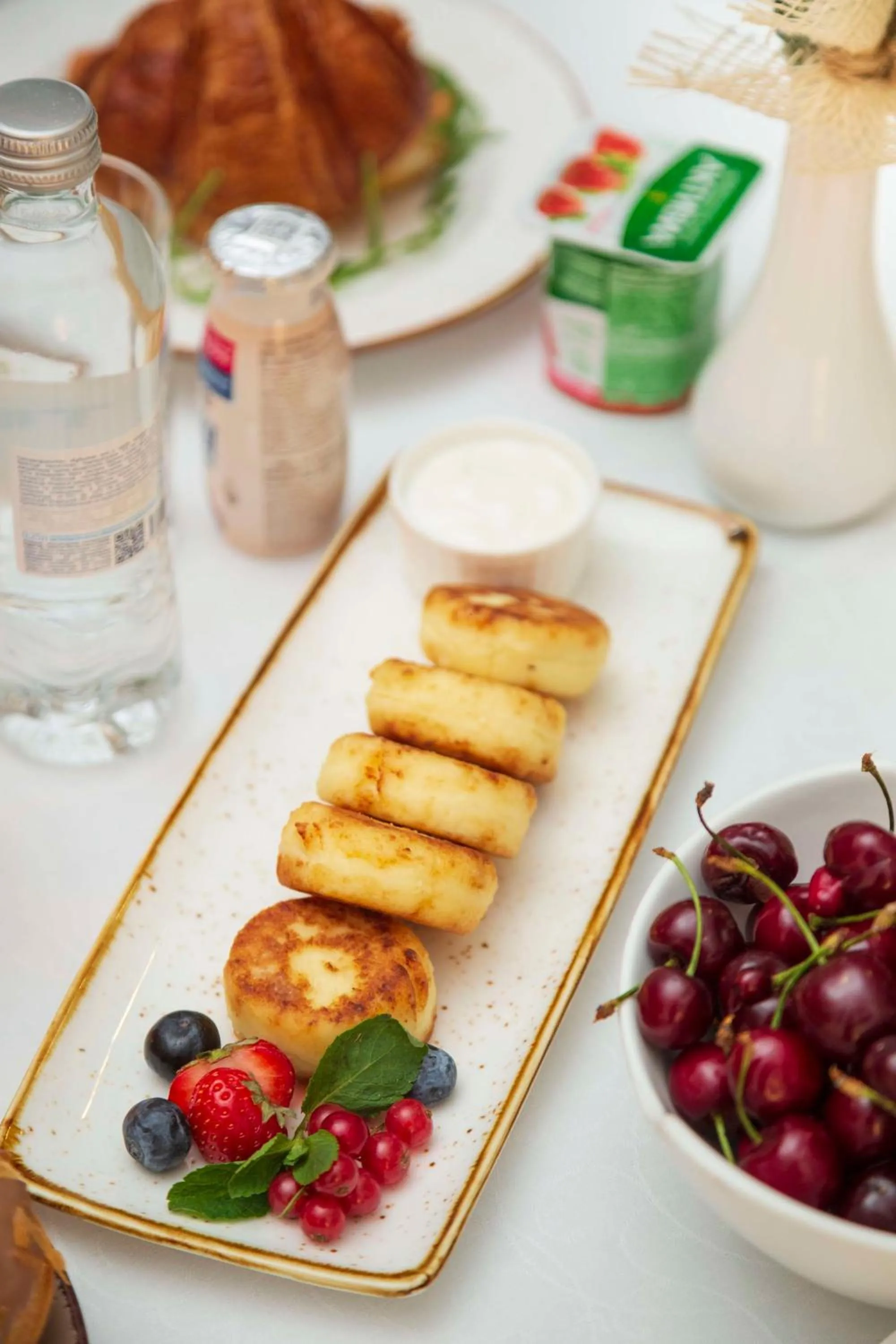 Restaurant/places to eat in Radisson Hotel Astana