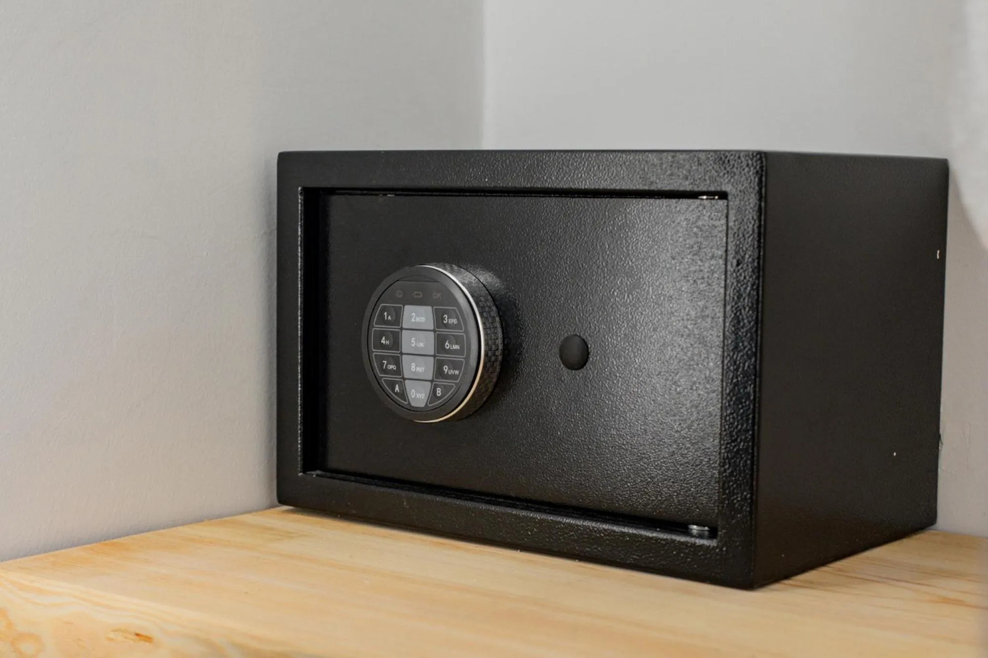 TV and multimedia in She Mykonos - Luxury Apartments