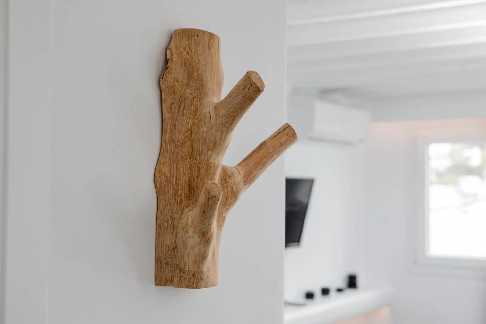 TV and multimedia in She Mykonos - Luxury Apartments