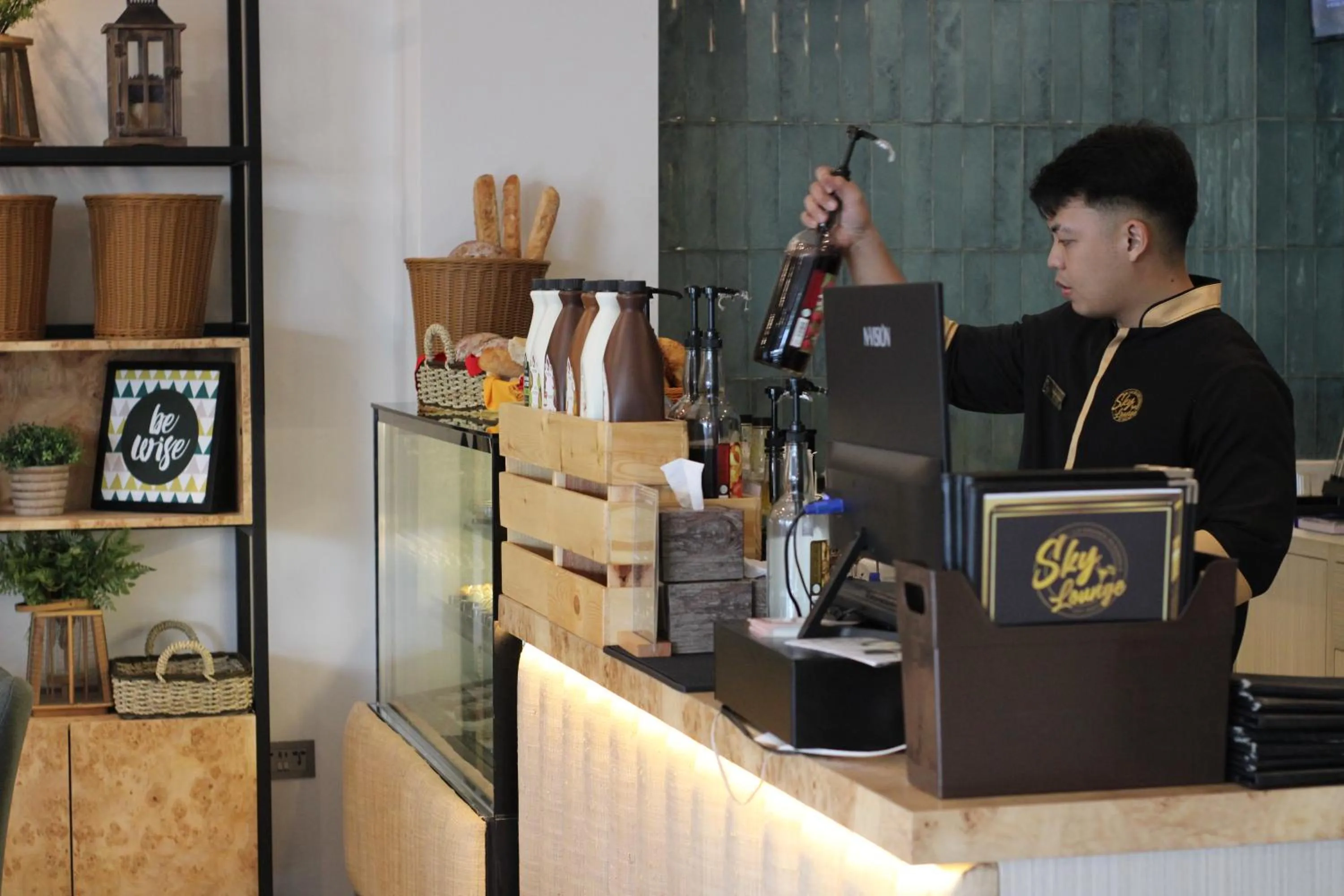 Coffee/tea facilities in La Grande Residence