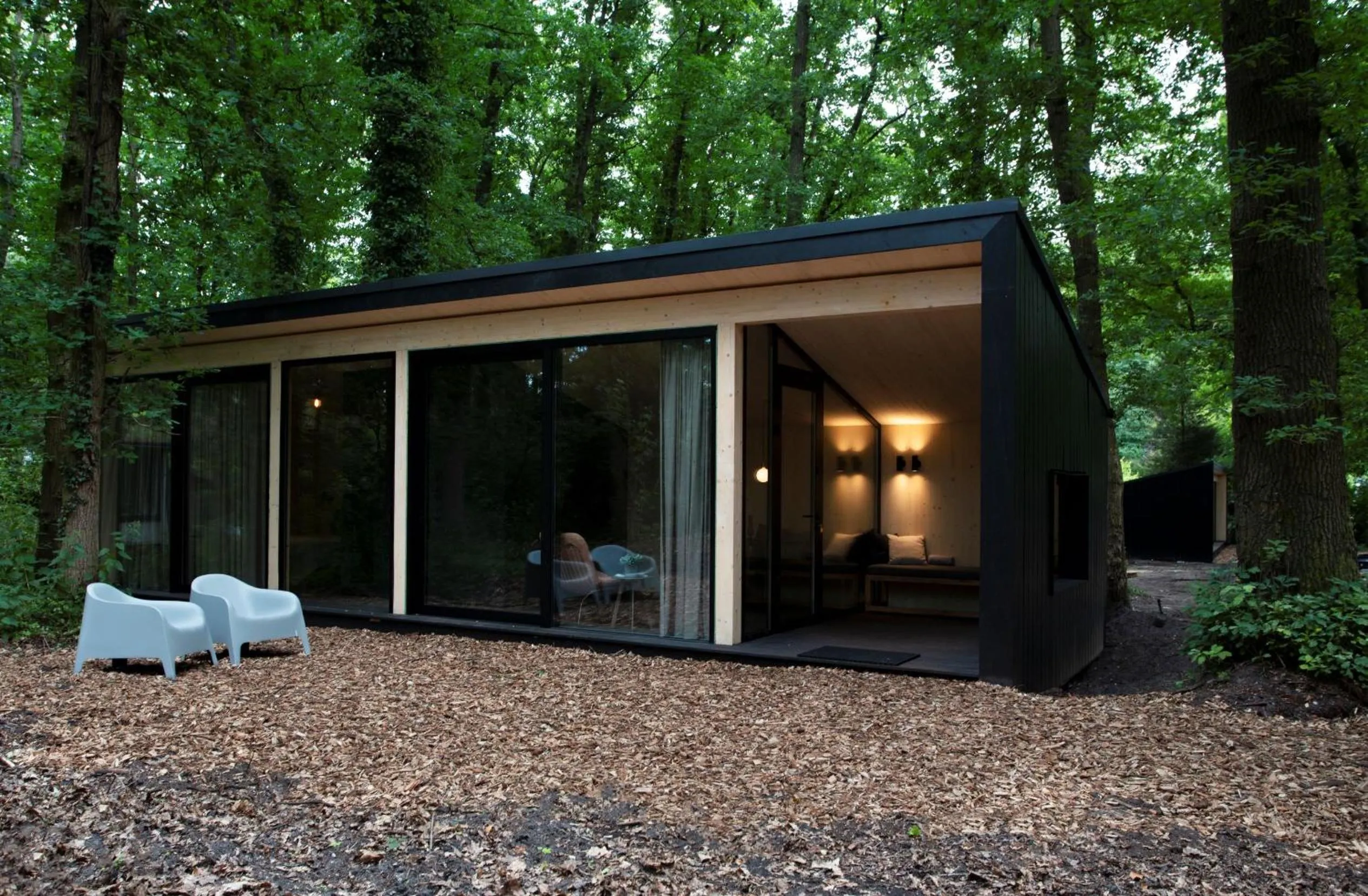 Facade/entrance in Buitenplaats Petersburg