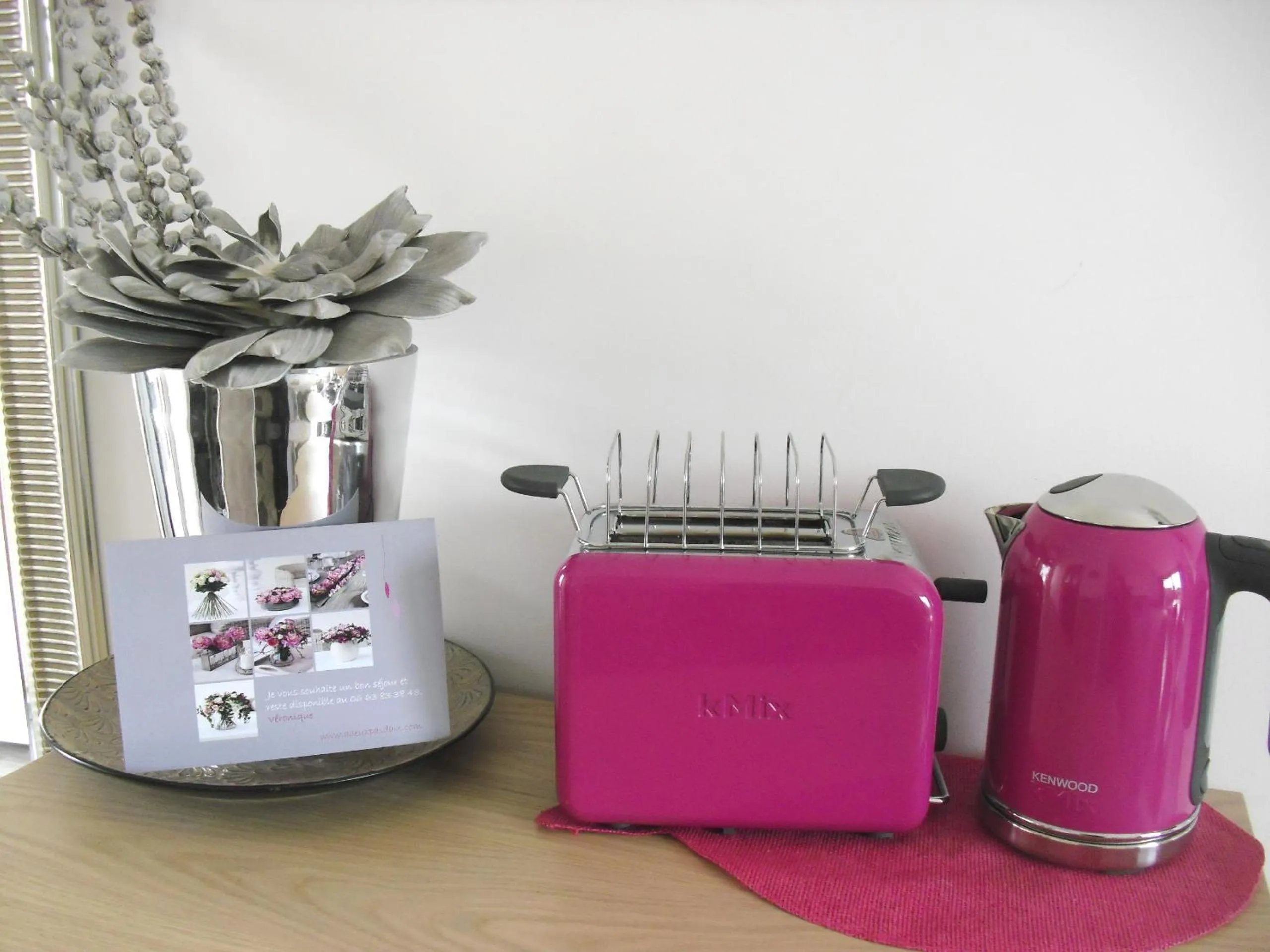 Coffee/tea facilities in Studio à Deux Pas d'Aix