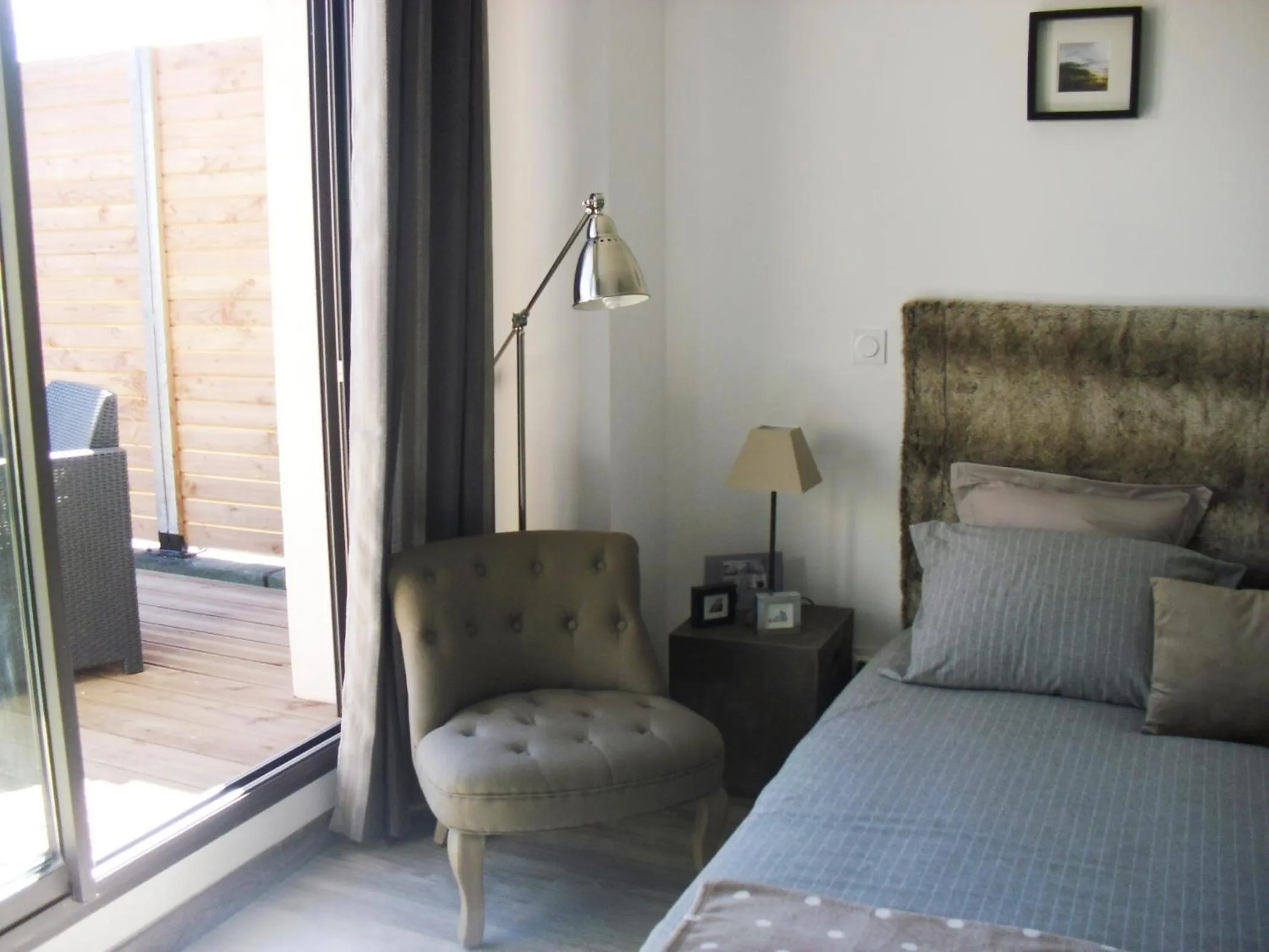 Other, Bed in Studio à Deux Pas d'Aix