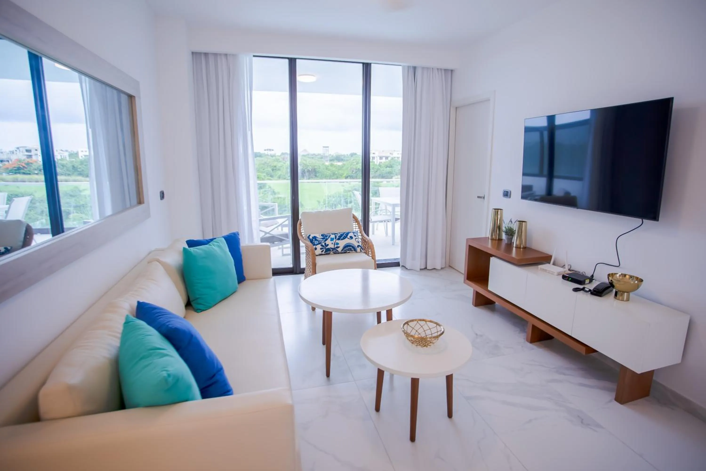 Communal lounge/ TV room in Xeliter Cana Rock Punta Cana