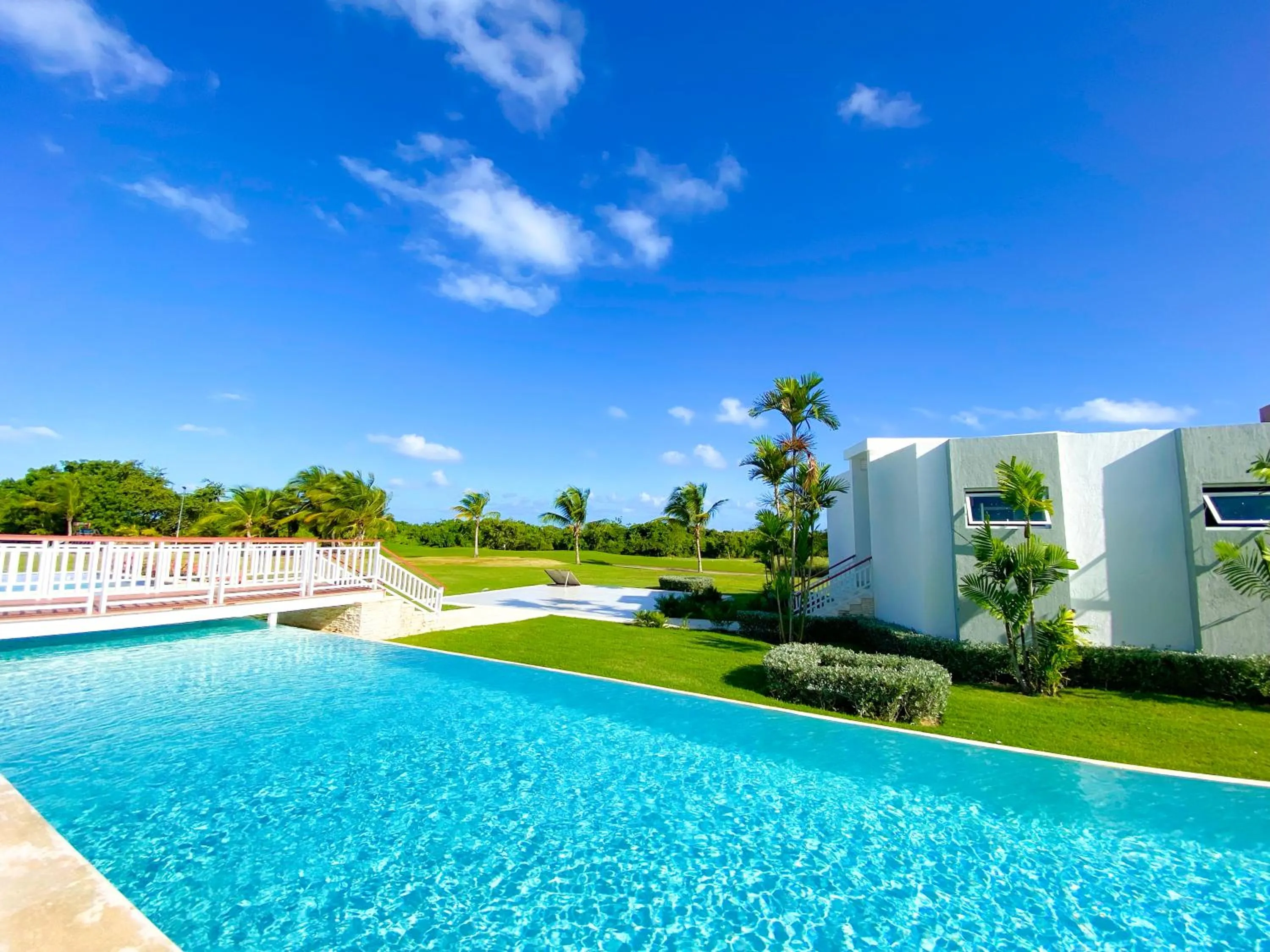 Swimming pool in Xeliter Cana Rock Punta Cana