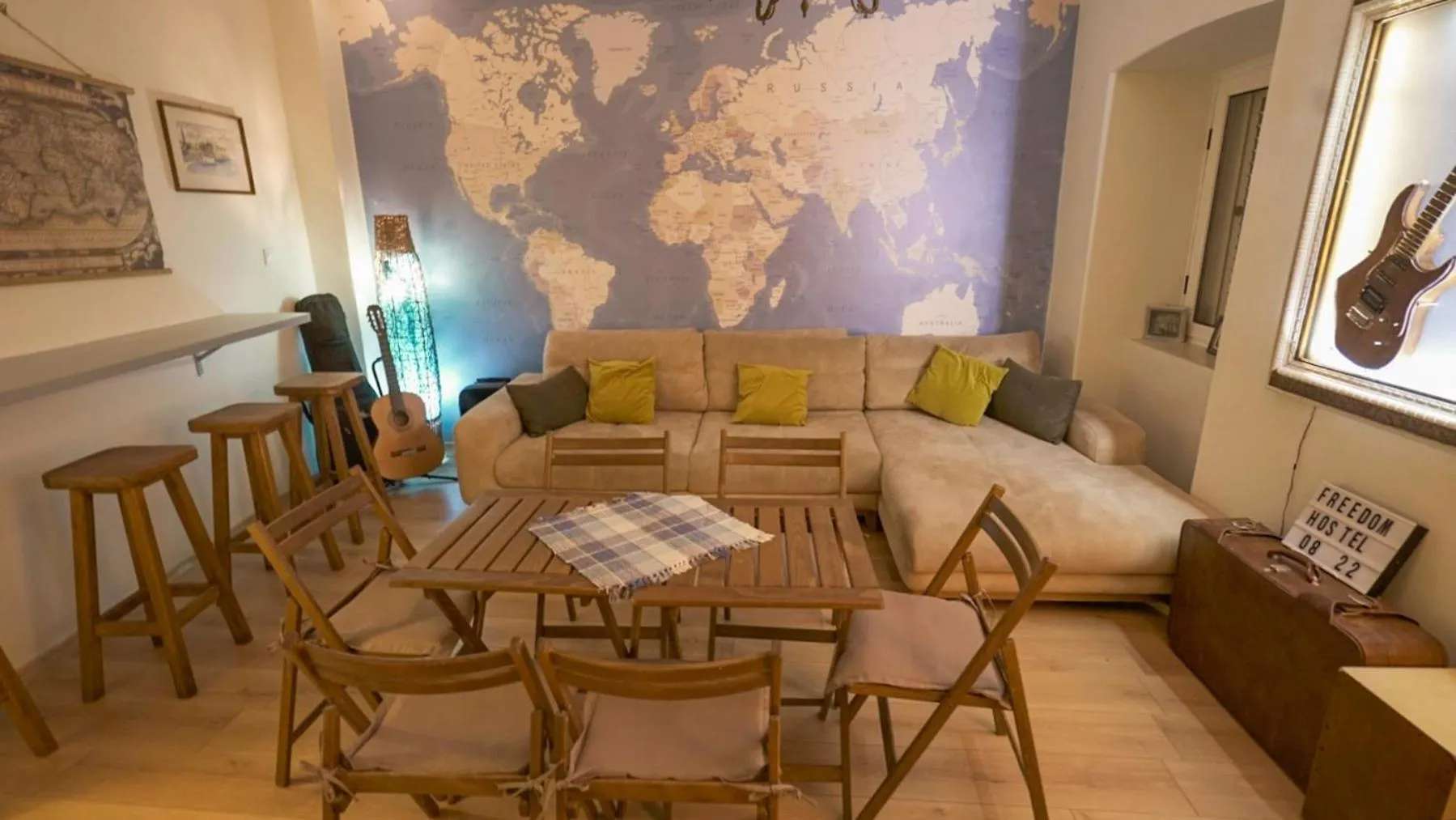 Living room in FREEDOM HOSTEL