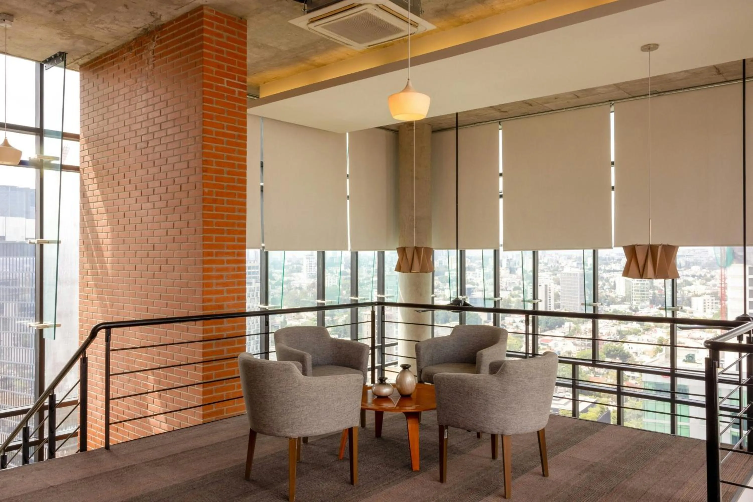 Photo of the whole room in Hotel Guadalajara Country Club by HNF