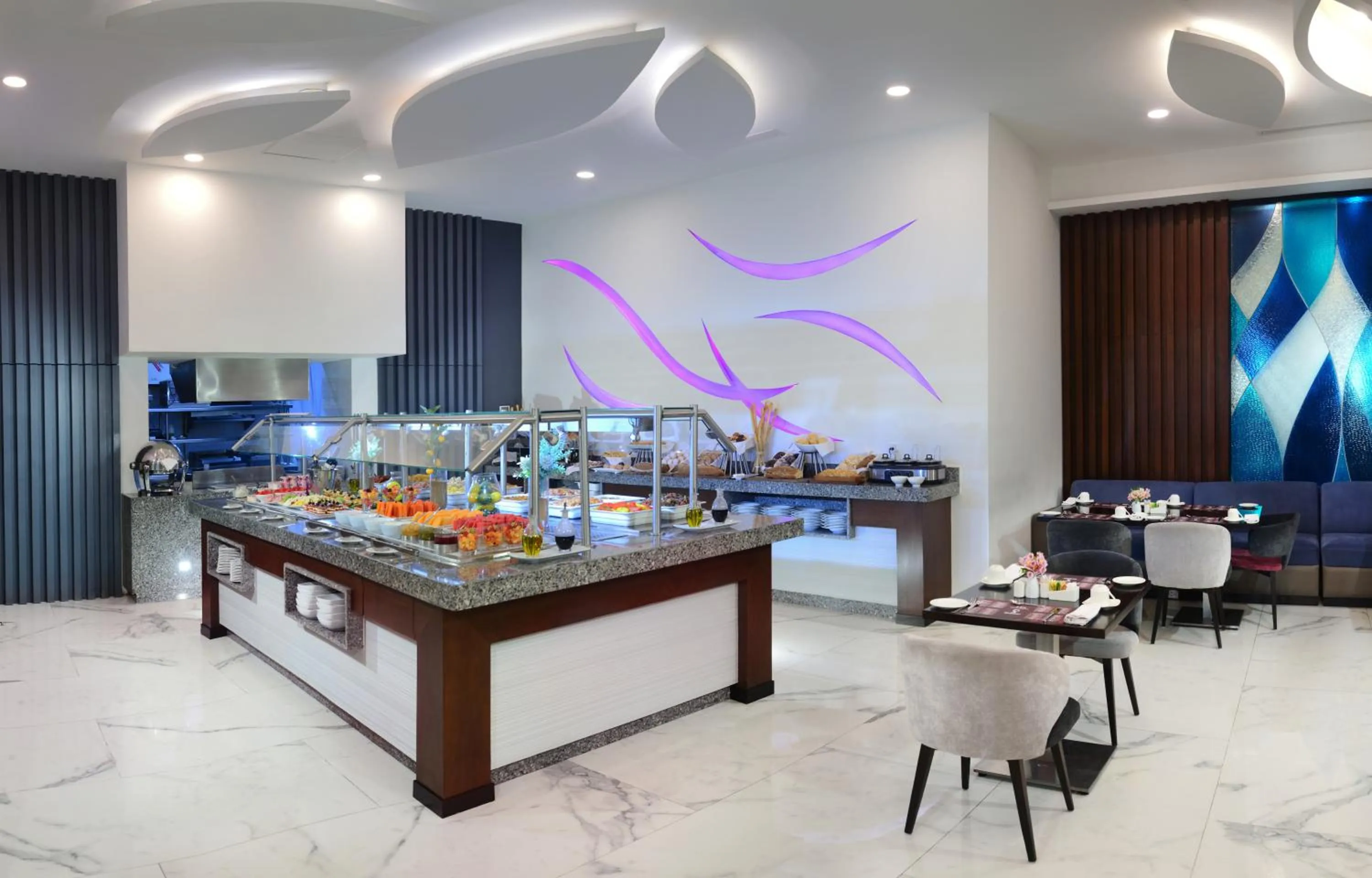 Restaurant/places to eat in Hotel Guadalajara Country Club by HNF