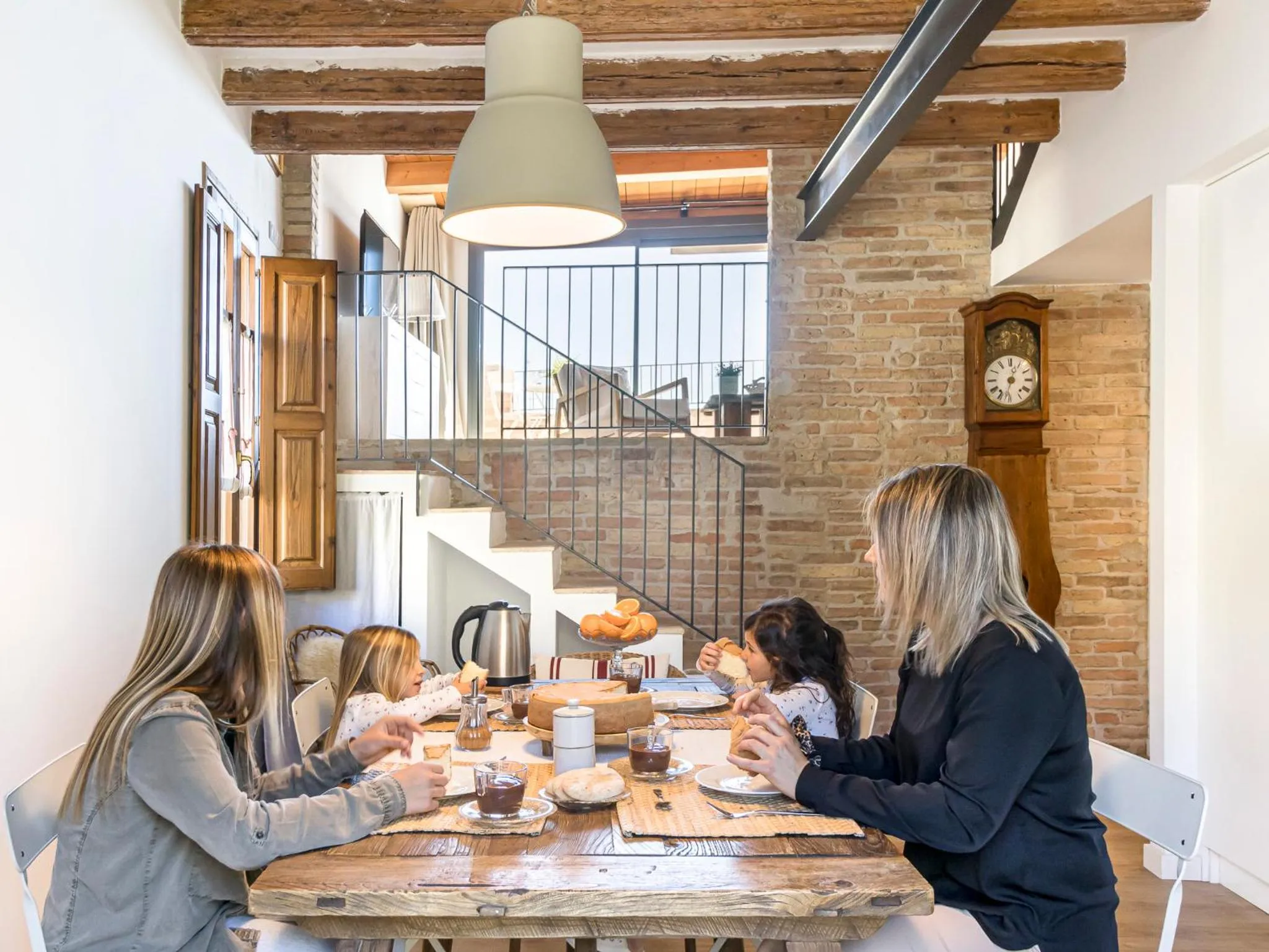 Dining area in Cal Rellotger de Solsona