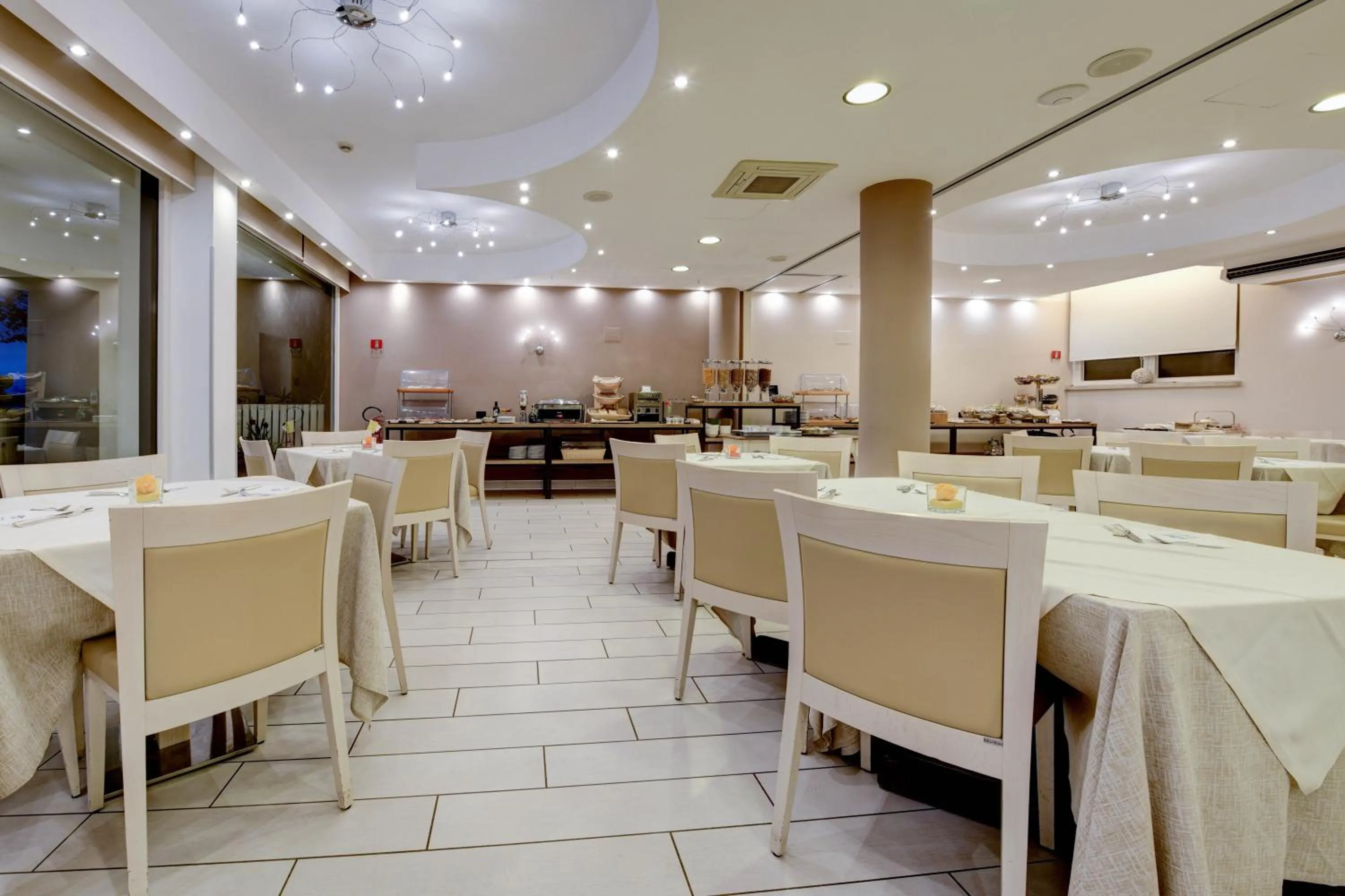 Breakfast in Hotel Europa