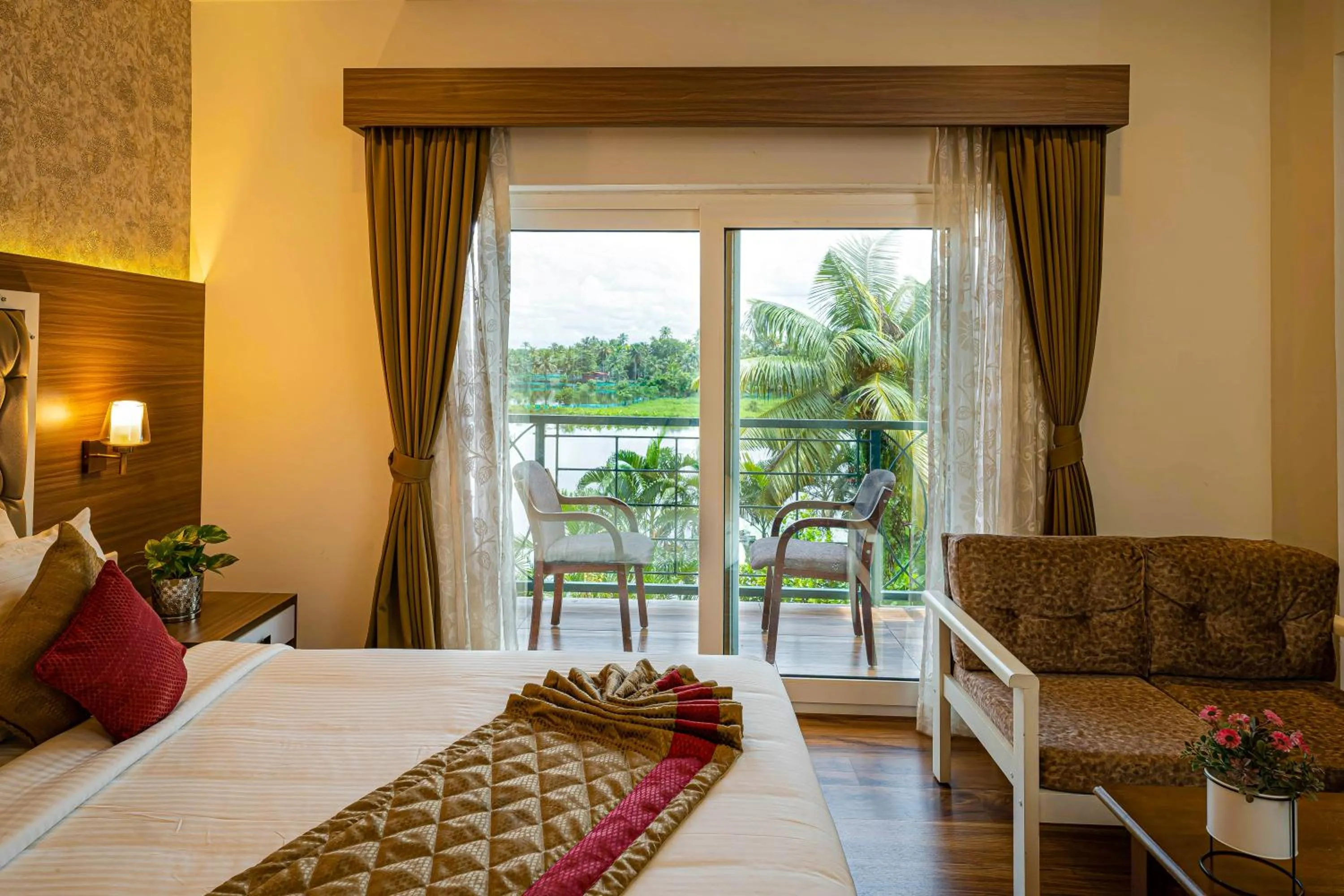 Bedroom, Bed in Kumarakom Park Resort