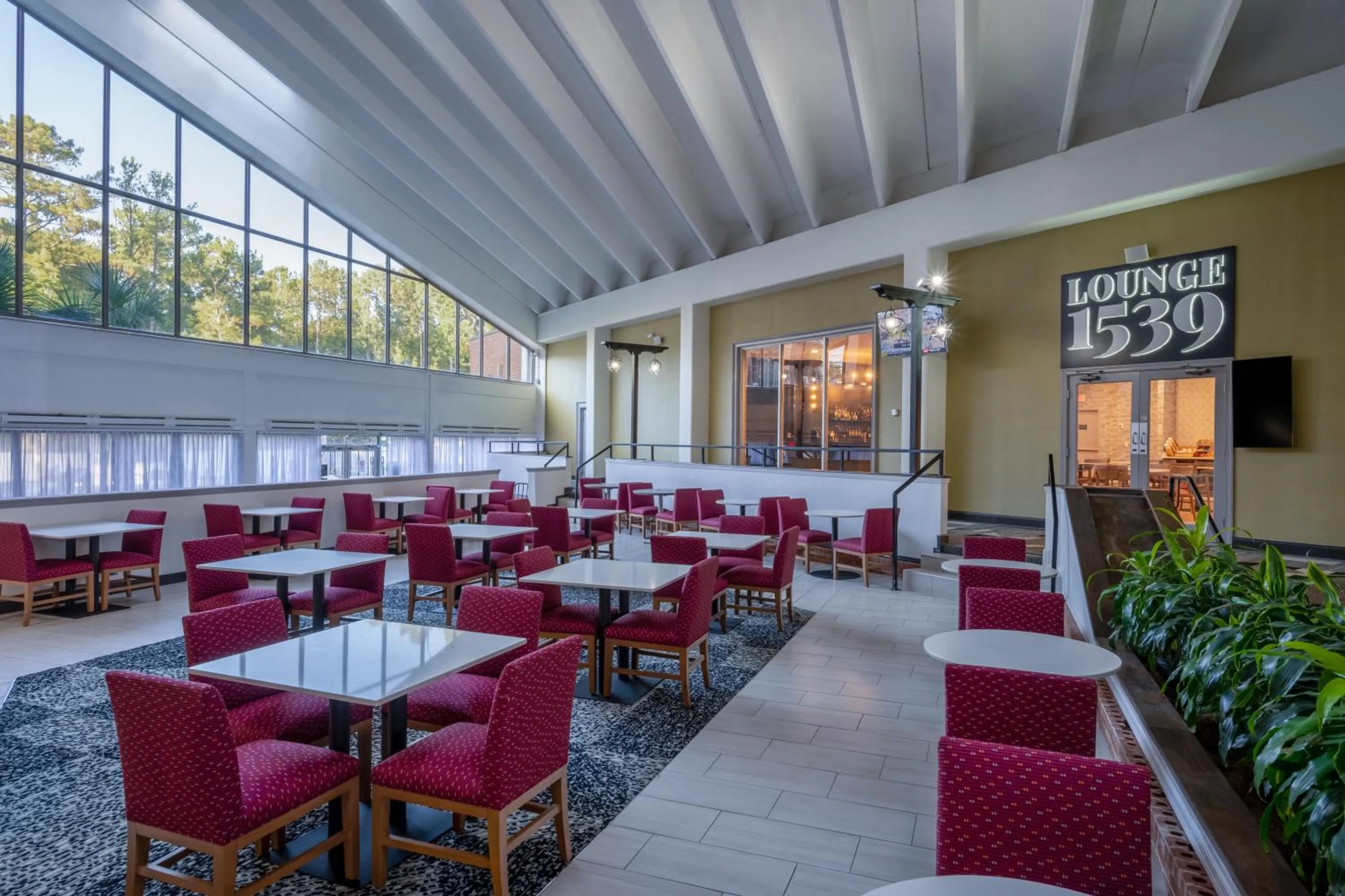 Restaurant/places to eat in Wyndham Garden Columbia-Ft Jackson