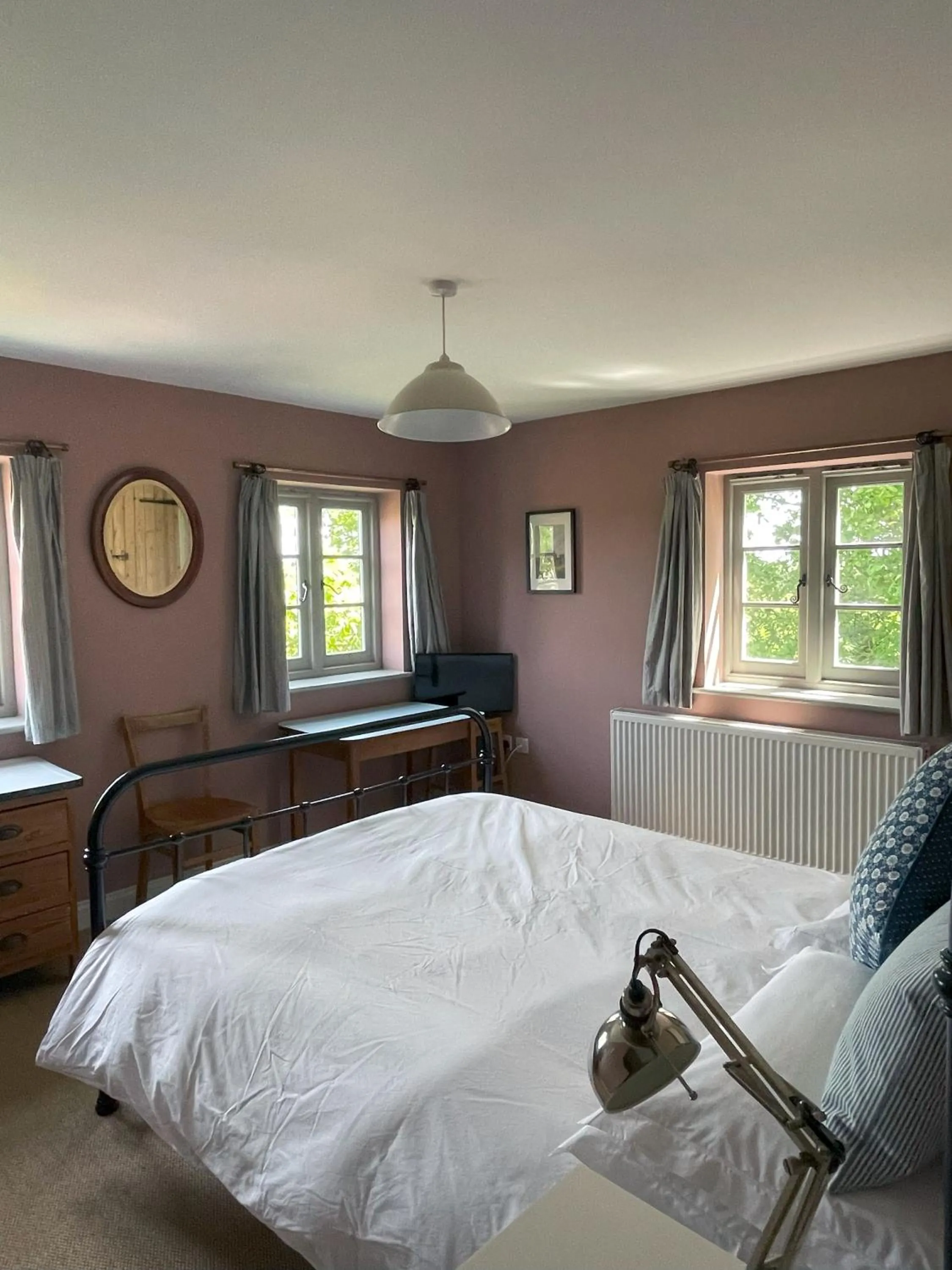 Bed in Starnash Farmhouse Holiday Home