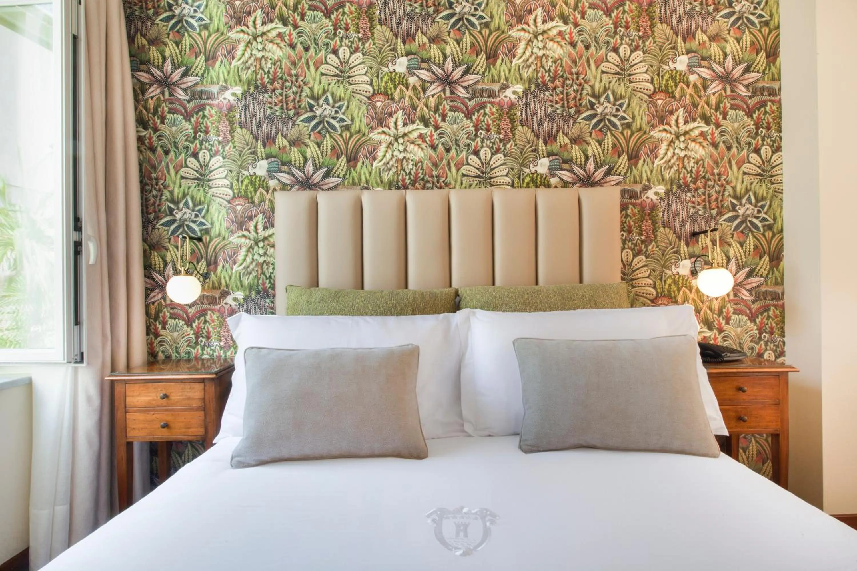 Bed in Relais Villa Savarese