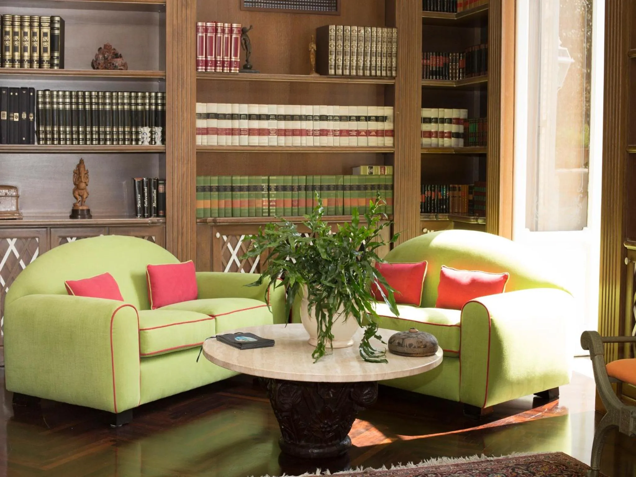 Library in Relais Villa Savarese