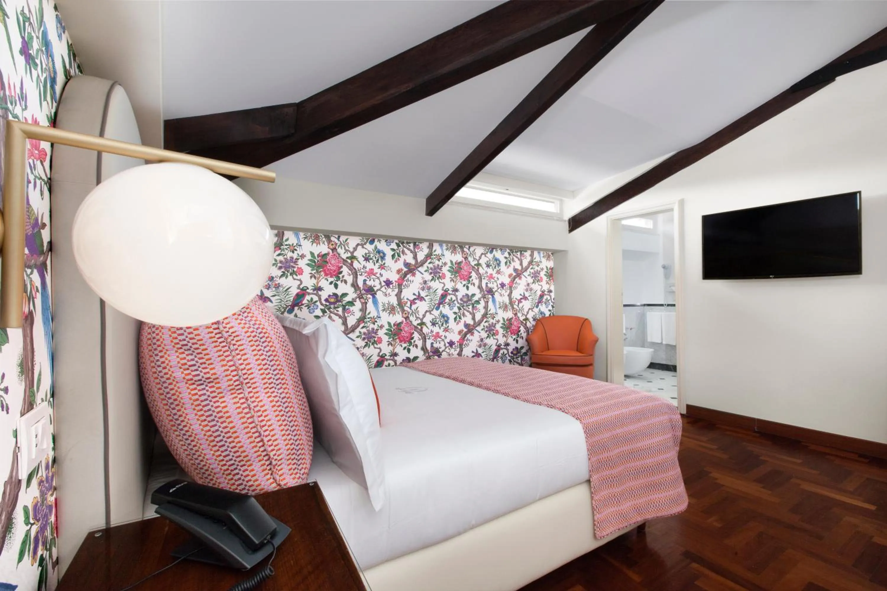 Bed in Relais Villa Savarese