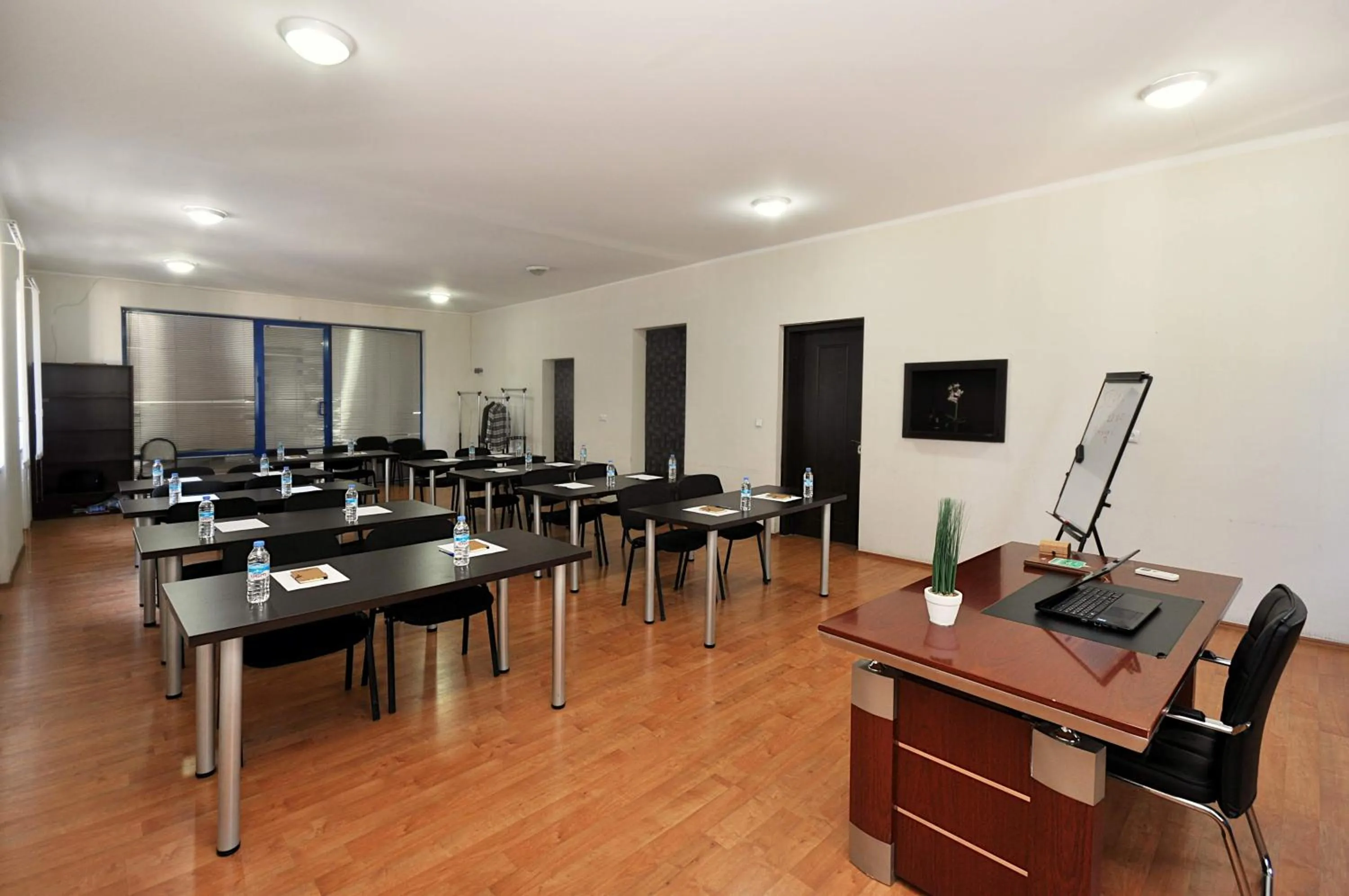 Business facilities in Athletics Hotel