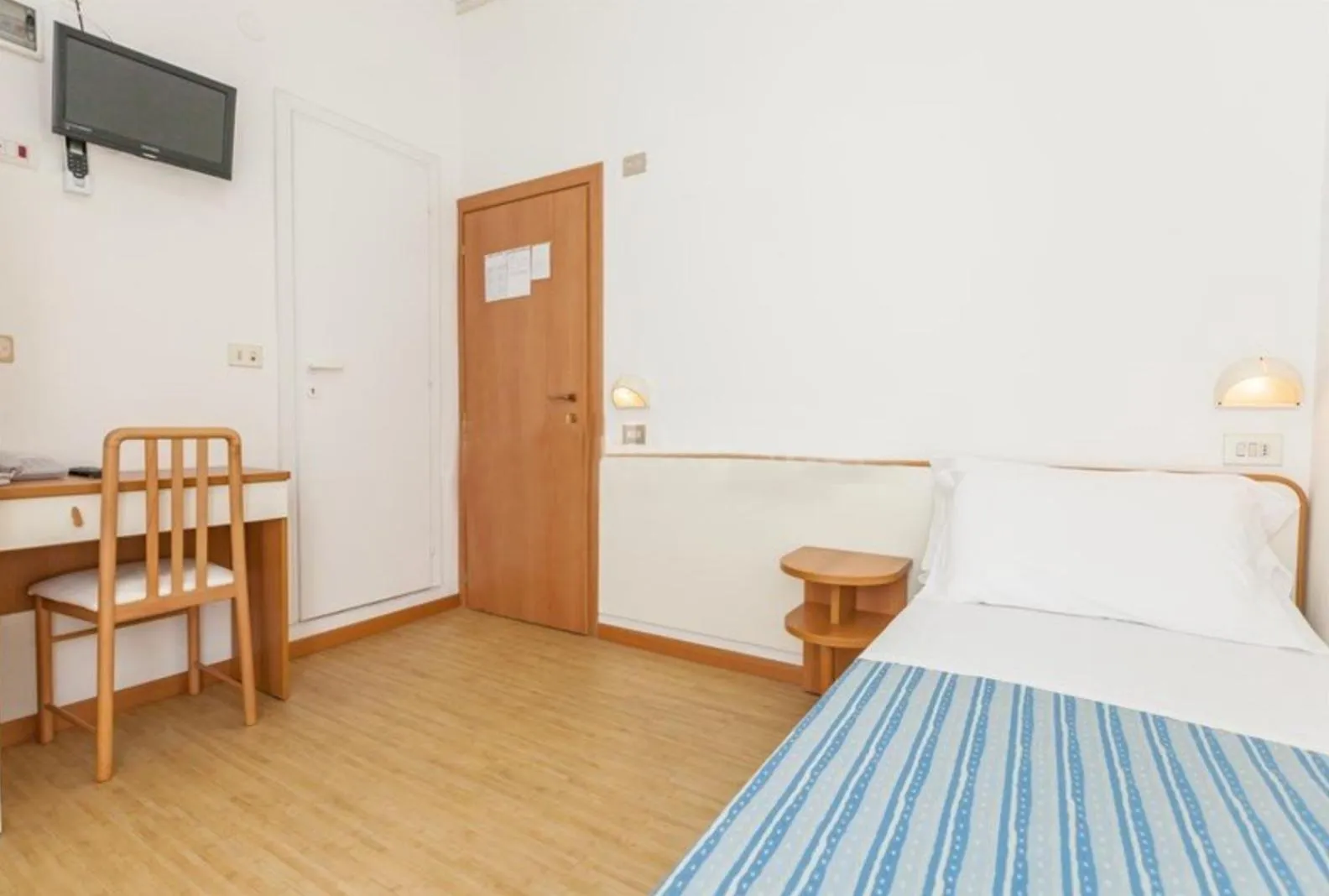 Bedroom in Hotel Azzurro