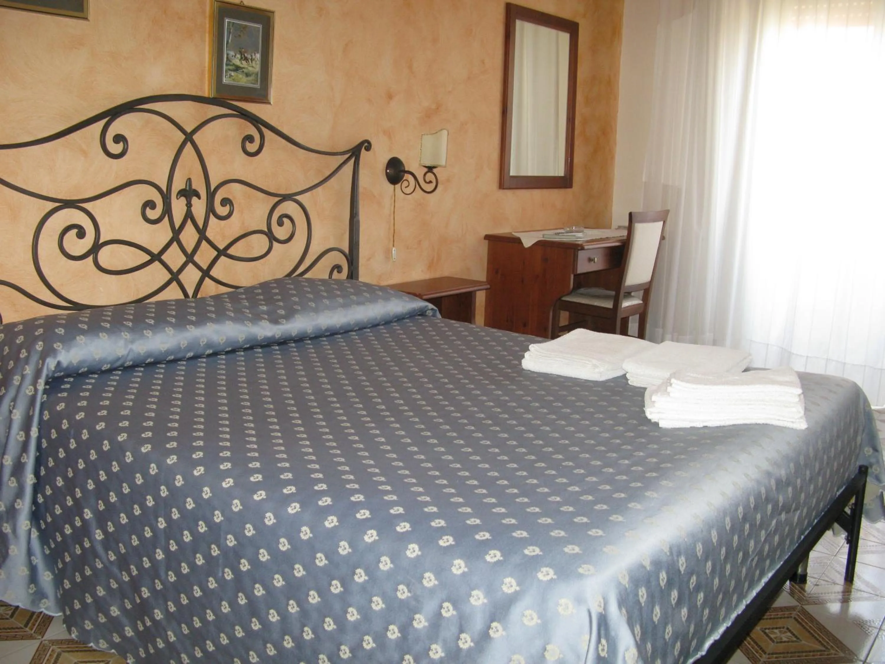 Bed in Costa Azzurra