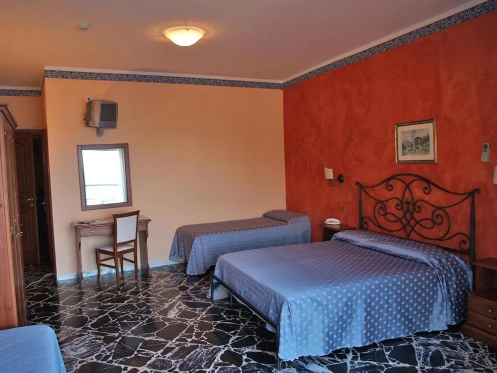 Bed in Costa Azzurra