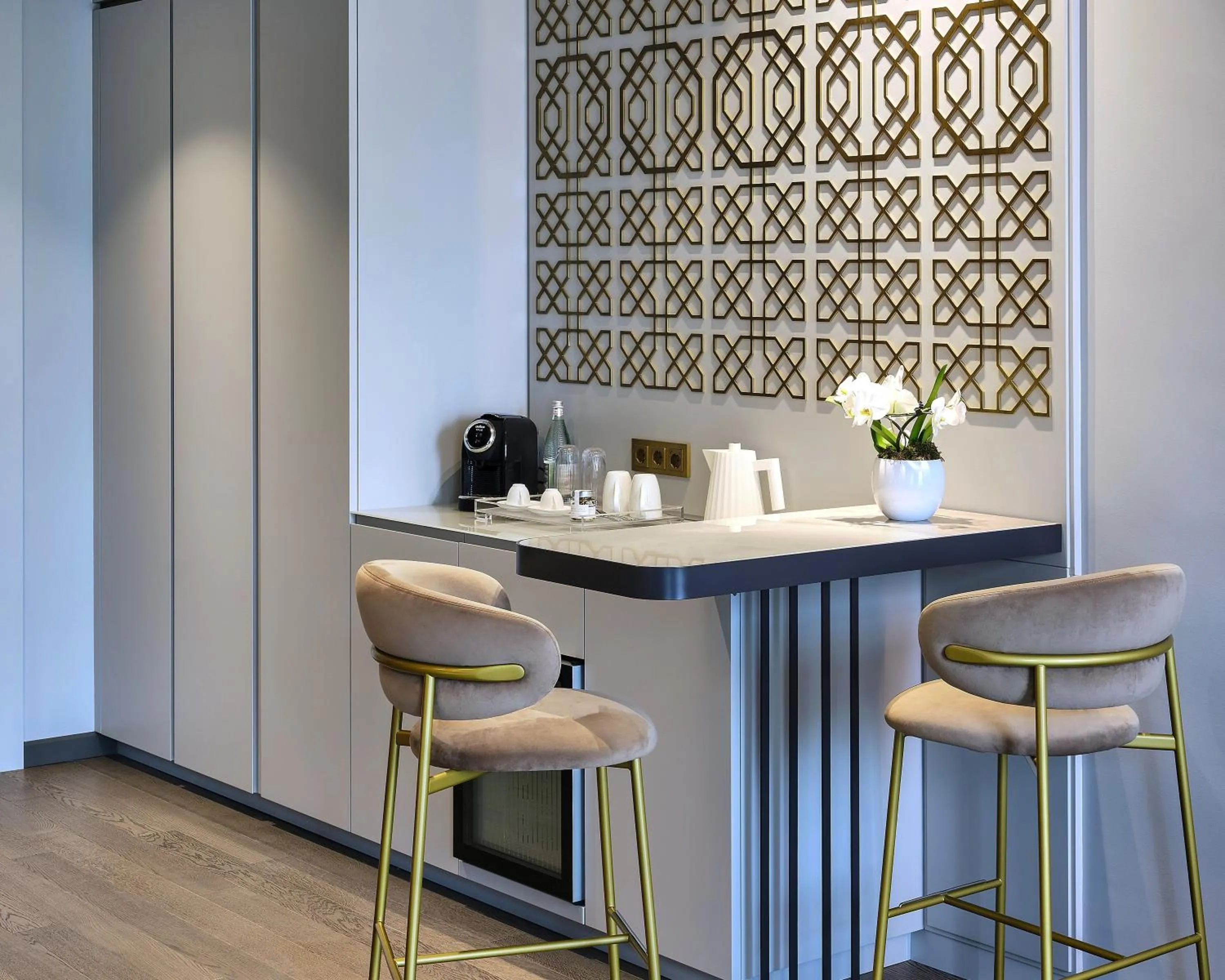 Coffee/tea facilities in Boutique Hotel Stresa