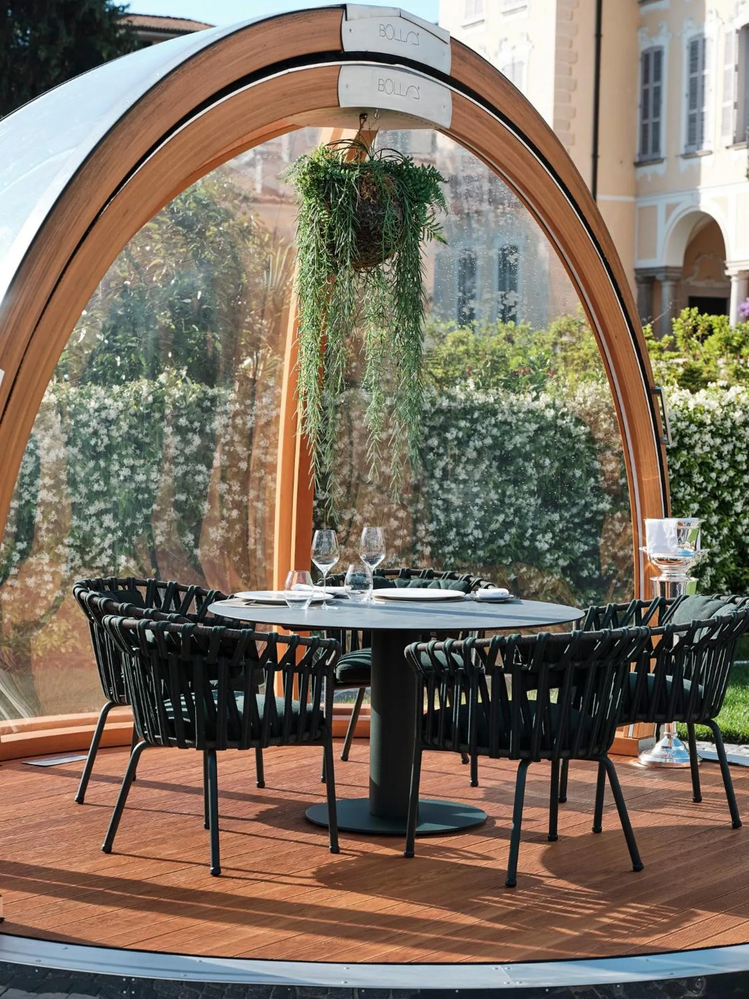 Patio in Boutique Hotel Stresa