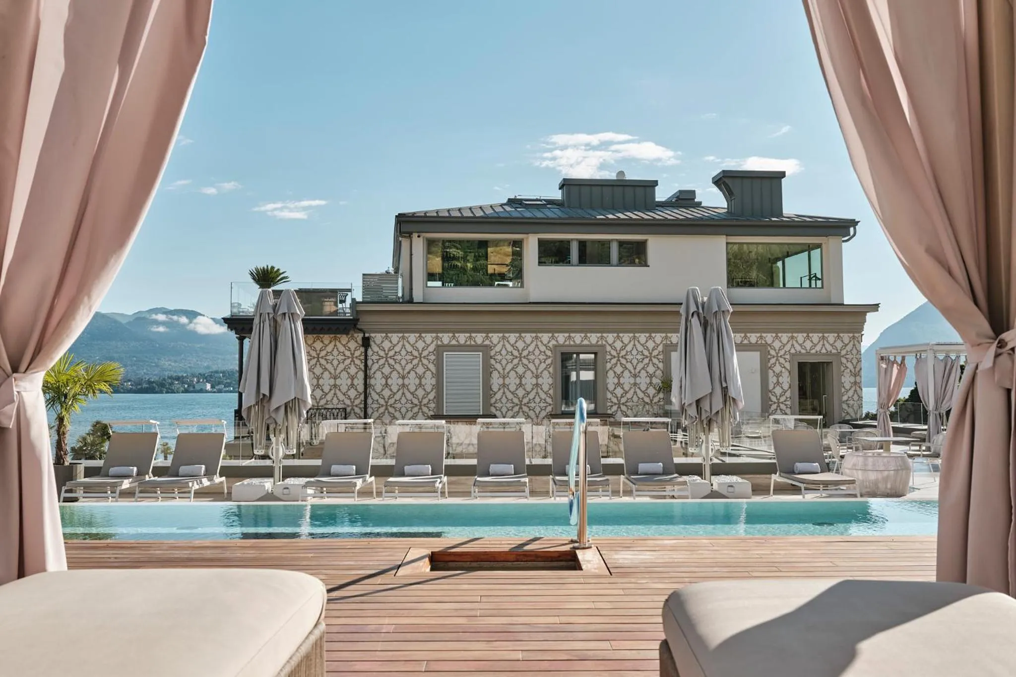 Property building in Boutique Hotel Stresa