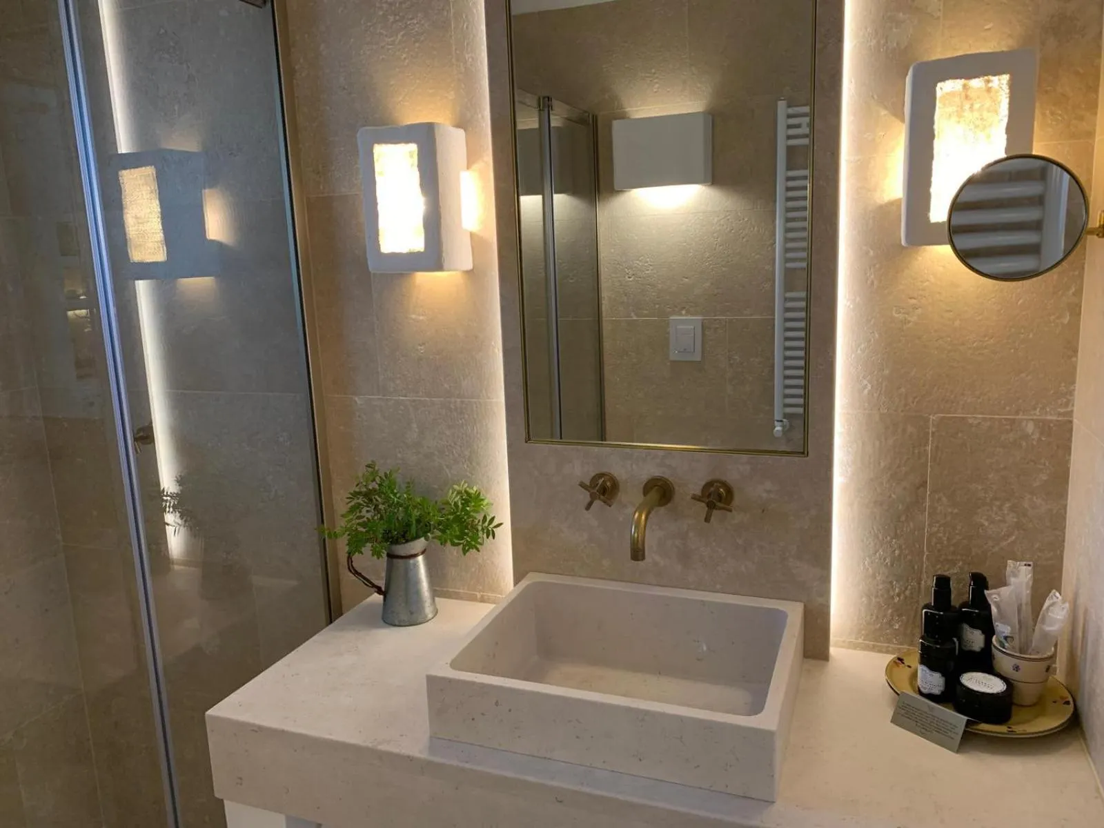 Bathroom in Masseria Salinola