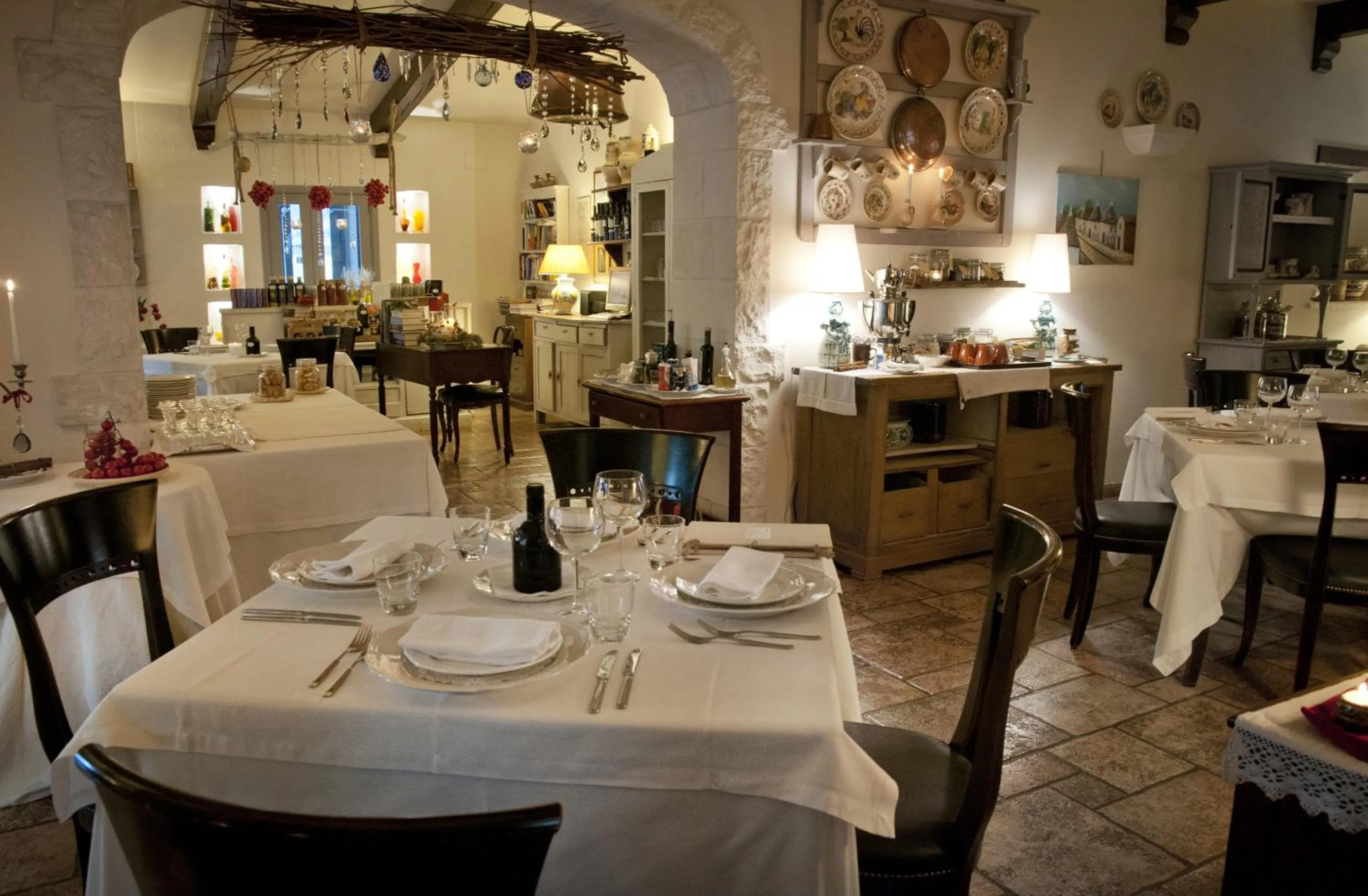 Restaurant/places to eat in Masseria Salinola