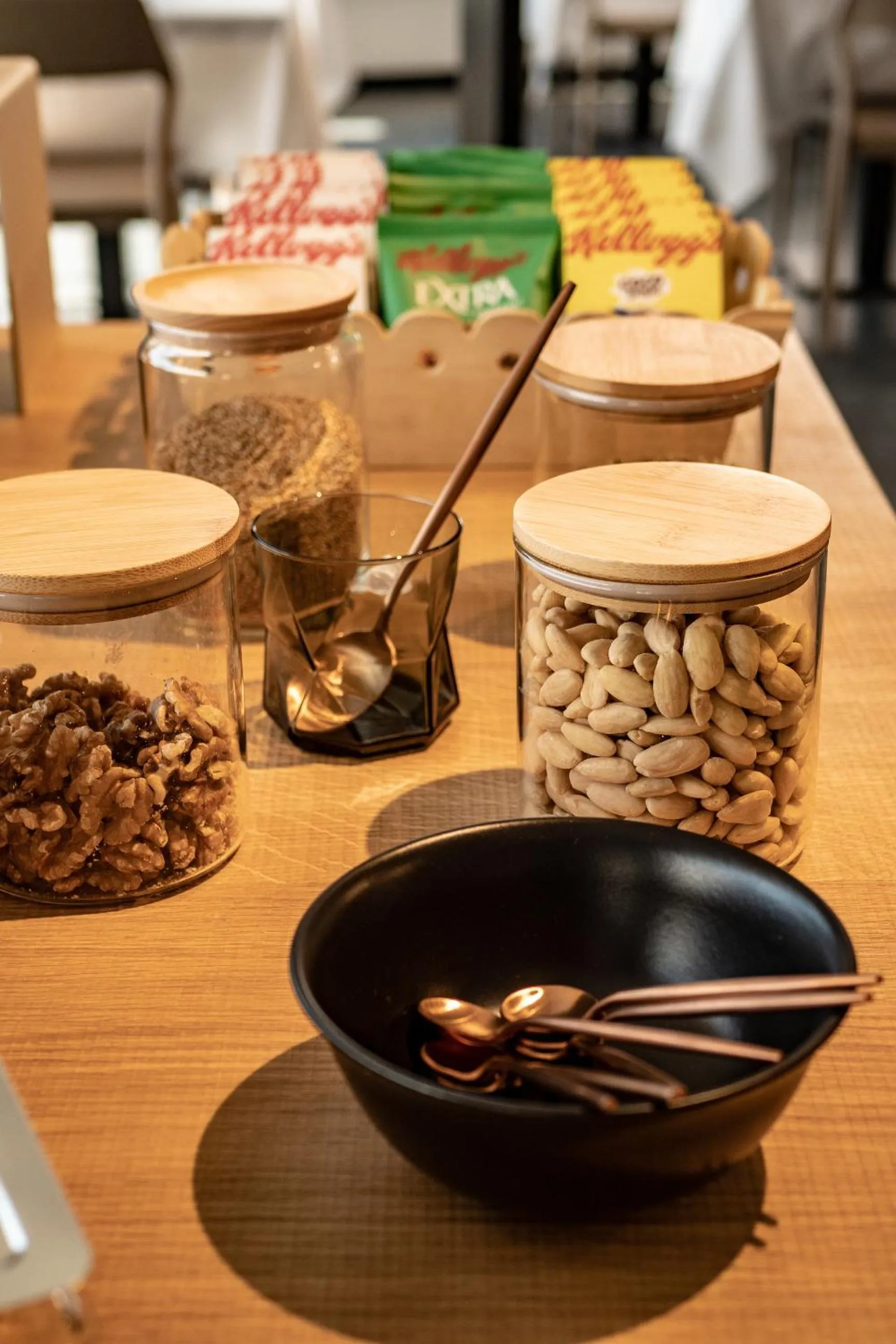 Breakfast in My Suite Hotel