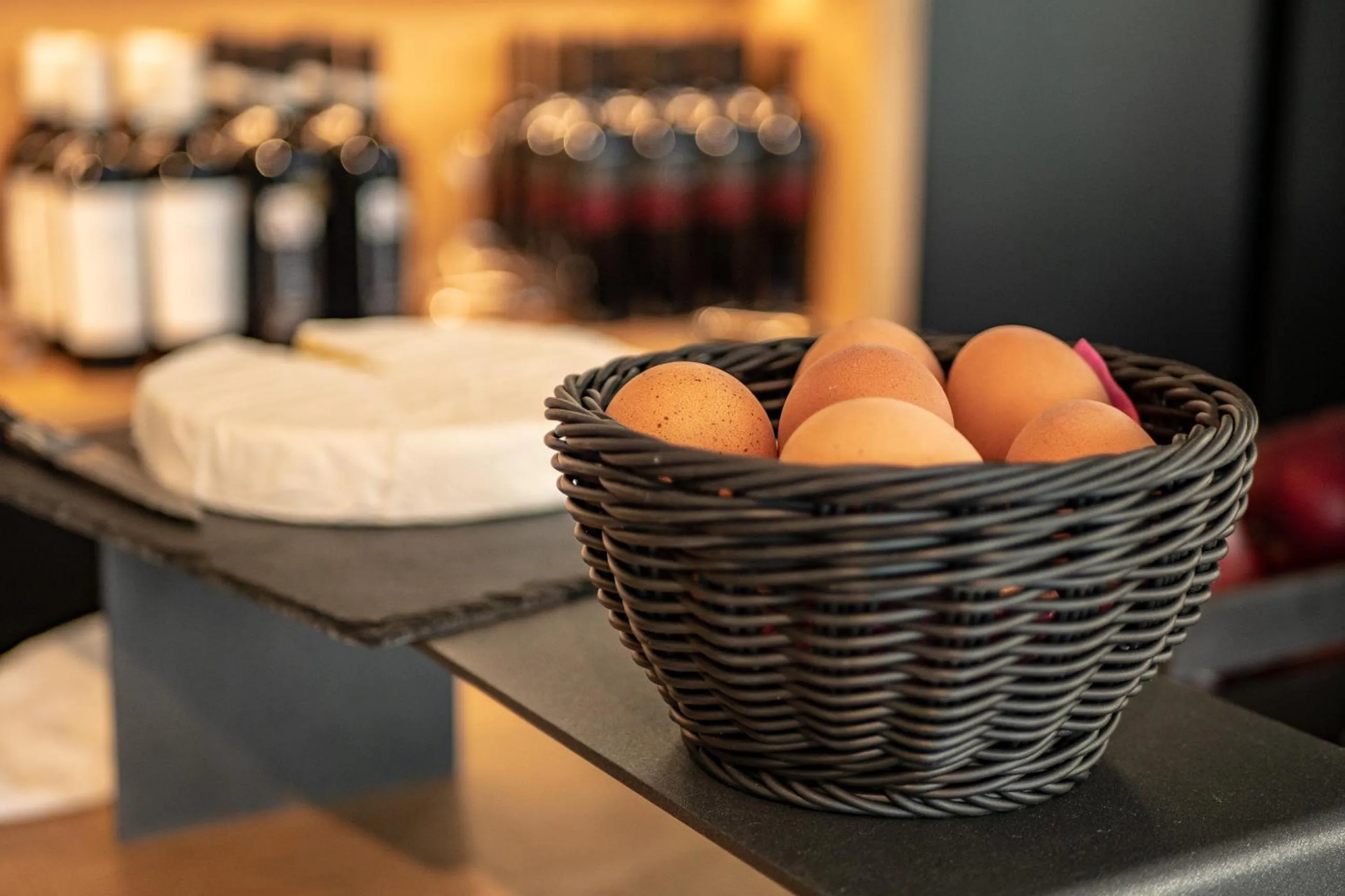 Breakfast in My Suite Hotel