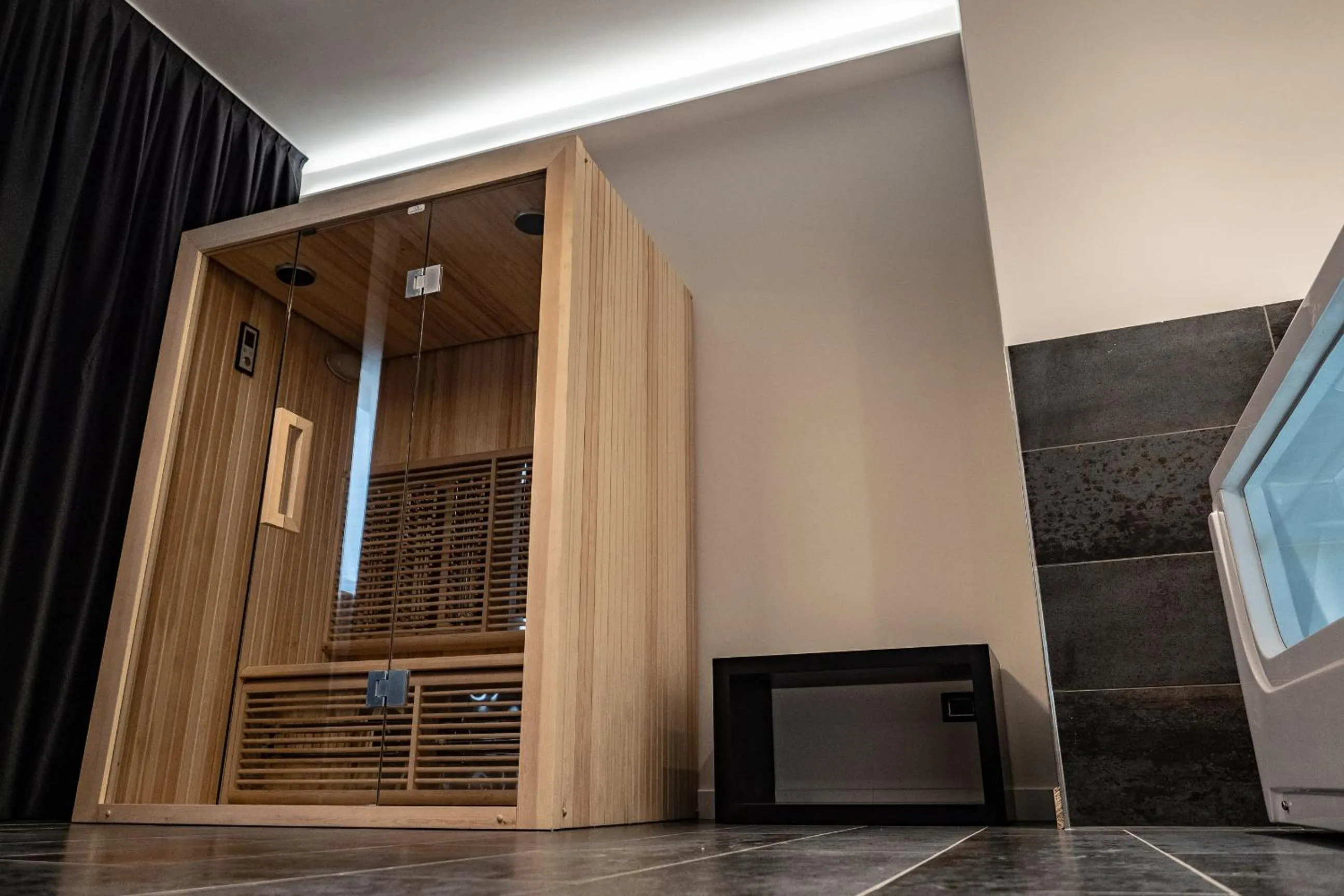 Sauna in My Suite Hotel