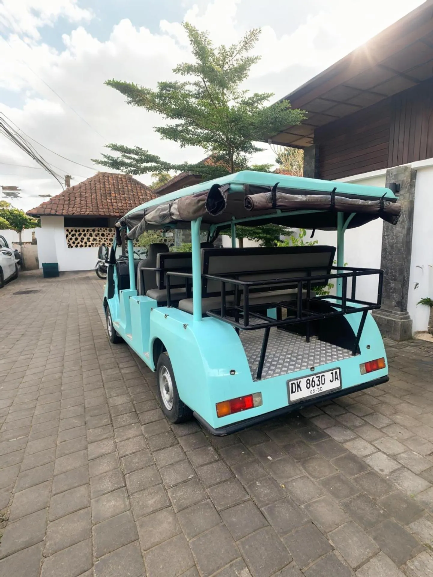 Parking in Tattva Ubud Retreat & Wellness