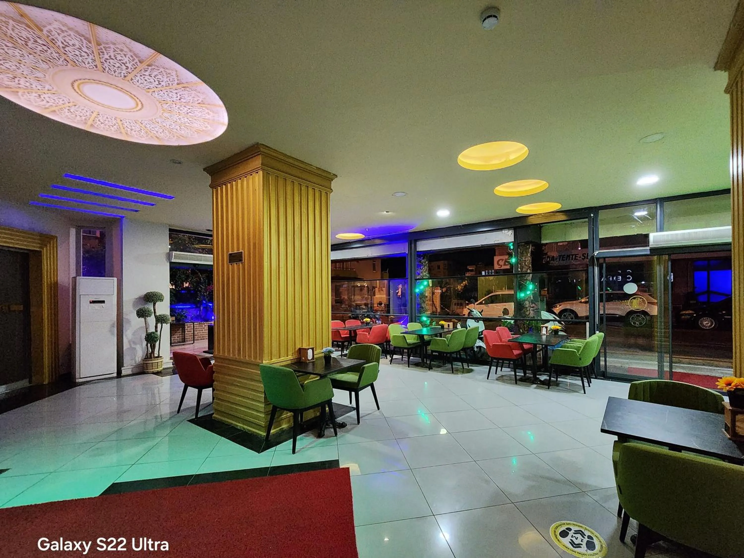 Communal lounge/ TV room in Cleopatra City Hotel Alanya