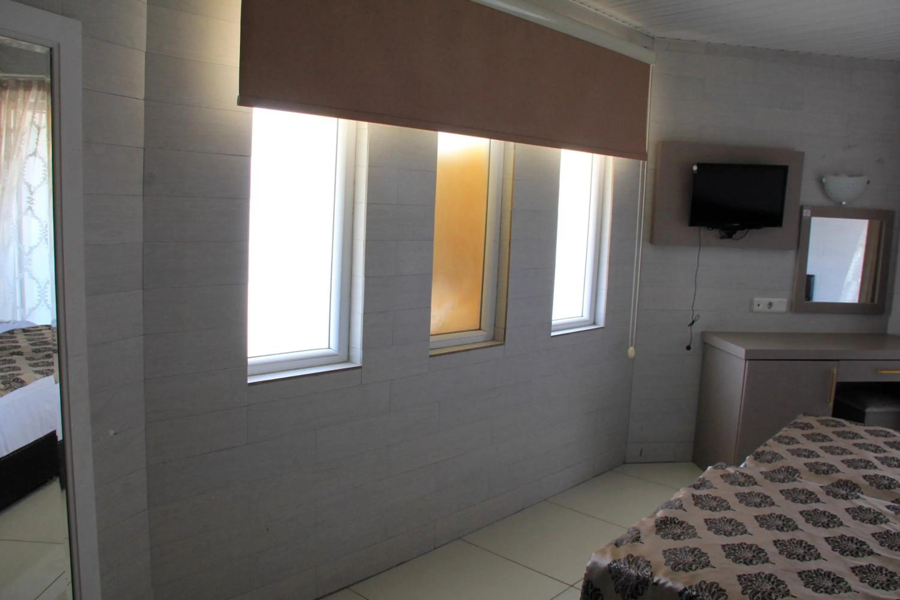 View (from property/room), Bed in Cleopatra City Hotel Alanya