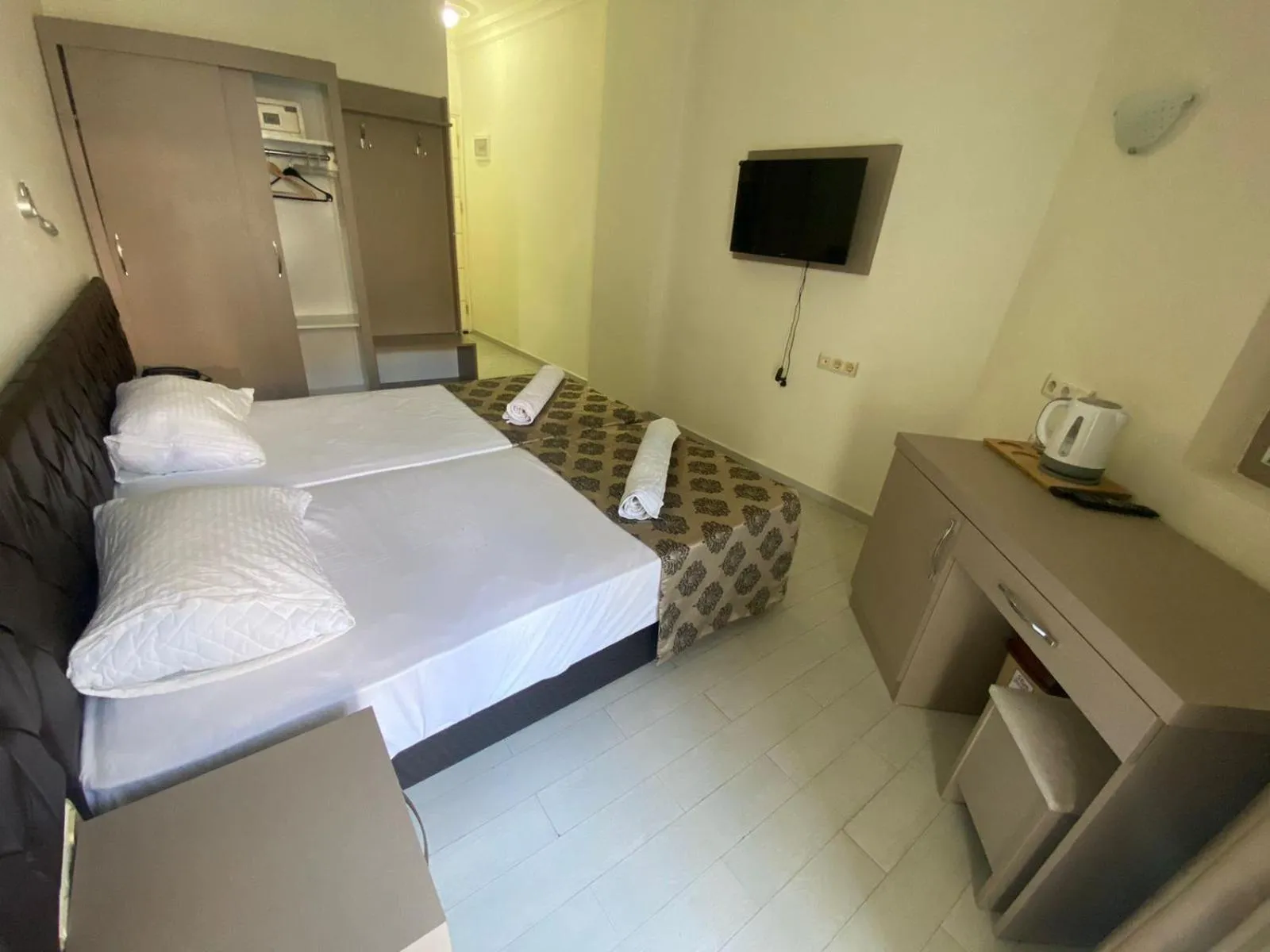 Dining area, Bed in Cleopatra City Hotel Alanya